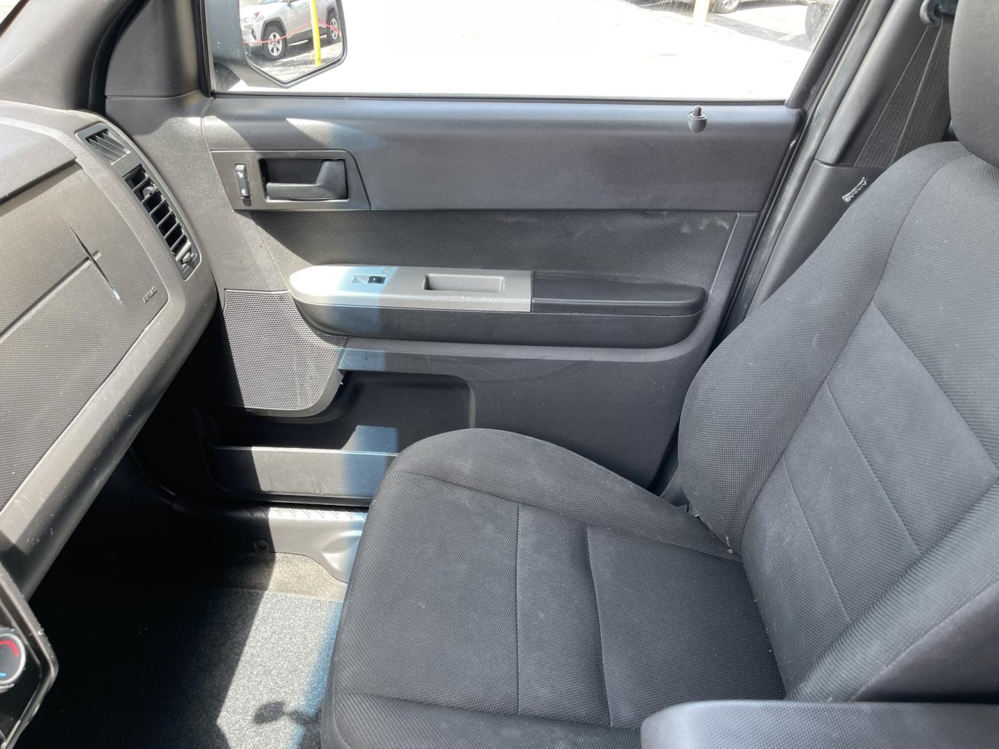 2009 Sterling Gray Metallic /Gray Cloth Ford Escape XLT 4WD V6 (1FMCU93G89K) with an 3.0L V6 engine, Automatic transmission, located at 801 South State Street, Salt Lake City, UT, 84111, (801) 328-0098, 40.751953, -111.888206 - Life is crazy. Now is the time to buy! All of our prices are just dollars above our cost. These prices will change as soon as life isn't so crazy. So please call or come in. We are here to save you a lot of money! Our service department is OPEN DAILY to help with any of your service needs. P- Photo#17