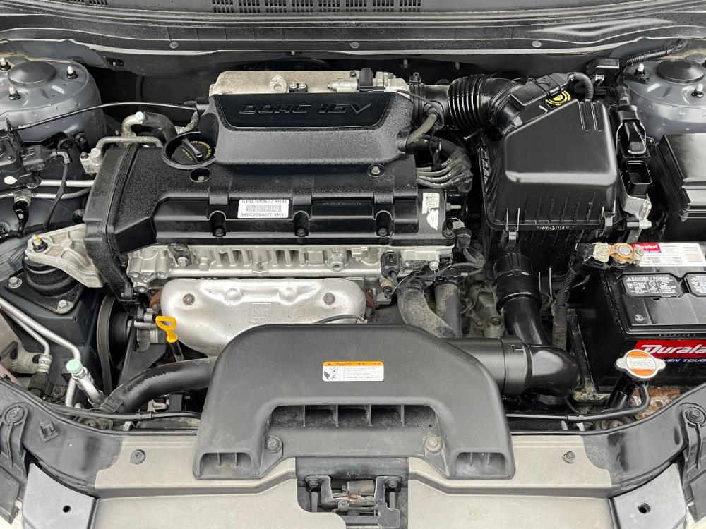 2008 Carbon Gray Metallic /Gray Cloth Hyundai Elantra GLS (KMHDU46D18U) with an 2.0L 4 Cyl. engine, Manual transmission, located at 801 South State Street, Salt Lake City, UT, 84111, (801) 328-0098, 40.751953, -111.888206 - Photo #9