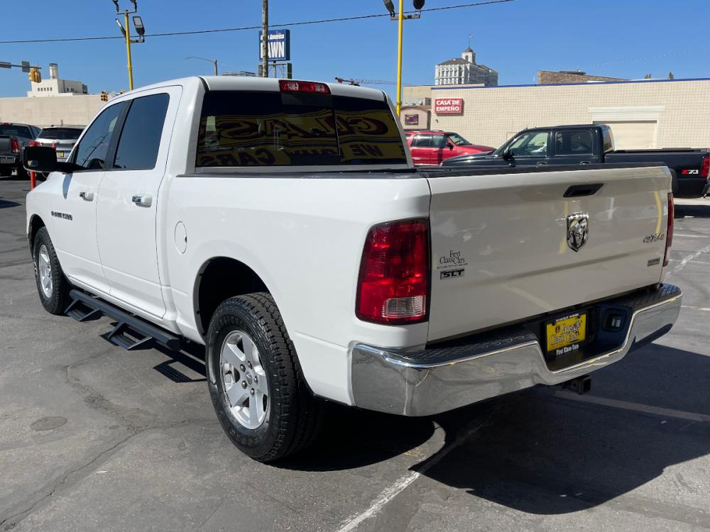2012 Bright White /Gray Cloth Dodge Ram 1500 SLT Crew Cab 4WD (1C6RD7LP5CS) with an 4.7L V8 engine, Automatic transmission, located at 801 South State Street, Salt Lake City, UT, 84111, (801) 328-0098, 40.751953, -111.888206 - Photo #8