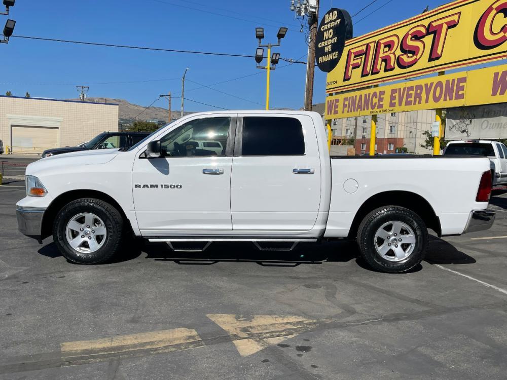2012 Bright White /Gray Cloth Dodge Ram 1500 SLT Crew Cab 4WD (1C6RD7LP5CS) with an 4.7L V8 engine, Automatic transmission, located at 801 South State Street, Salt Lake City, UT, 84111, (801) 328-0098, 40.751953, -111.888206 - Photo #1