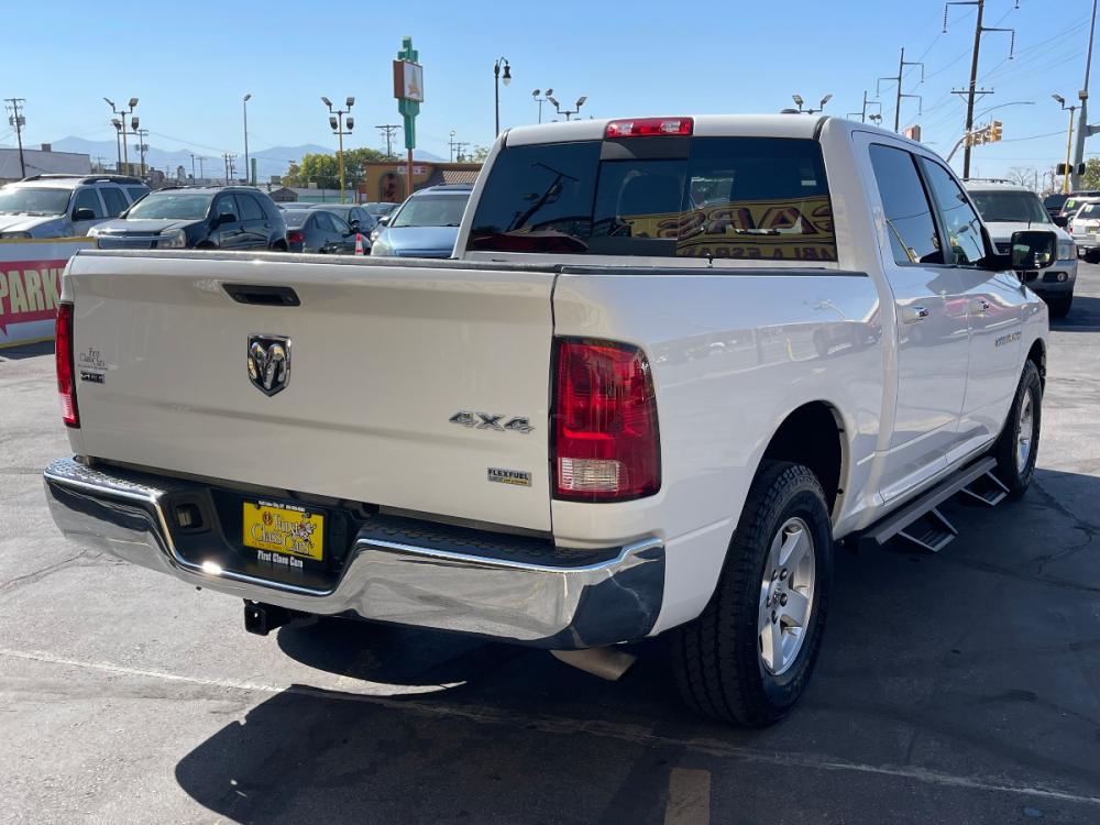 2012 Bright White /Gray Cloth Dodge Ram 1500 SLT Crew Cab 4WD (1C6RD7LP5CS) with an 4.7L V8 engine, Automatic transmission, located at 801 South State Street, Salt Lake City, UT, 84111, (801) 328-0098, 40.751953, -111.888206 - Photo #6