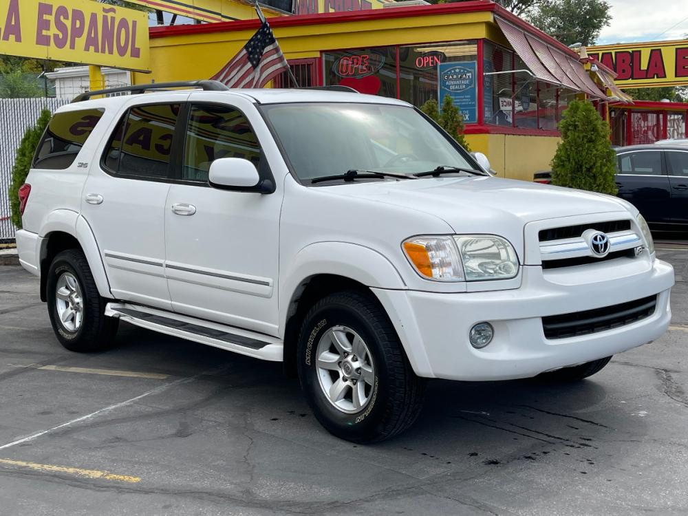 2006 Natural White /Tan Cloth Toyota Sequoia SR5 (5TDZT34A56S) with an 4.7L V8 engine, Automatic transmission, located at 801 South State Street, Salt Lake City, UT, 84111, (801) 328-0098, 40.751953, -111.888206 - Photo #4