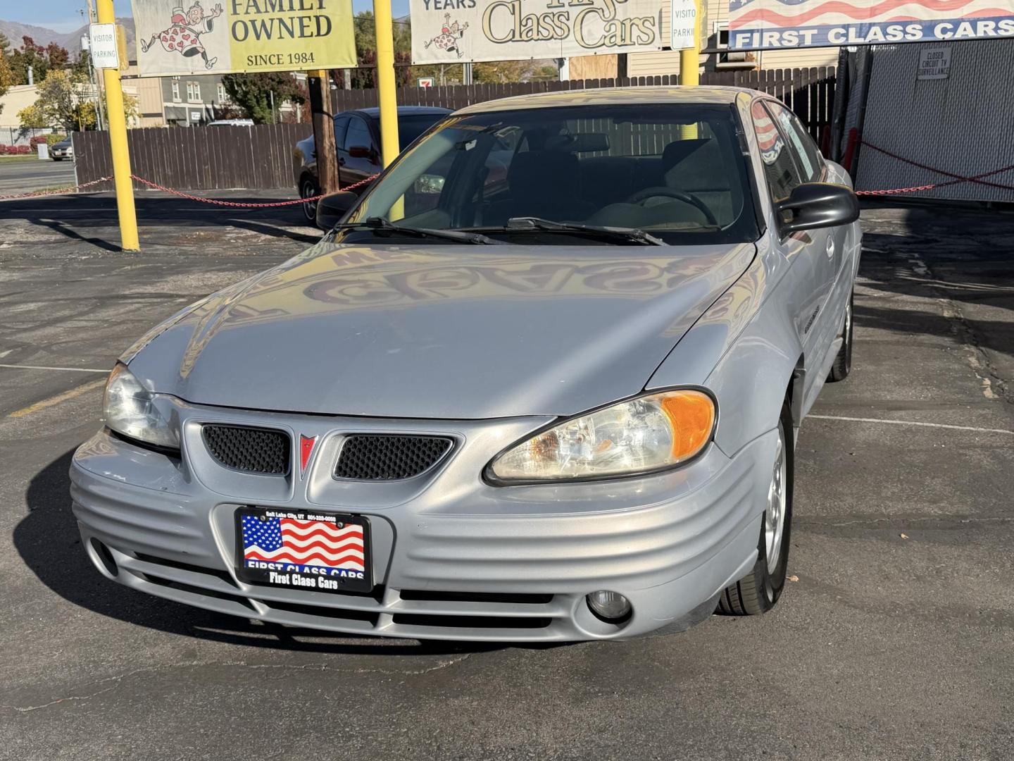 2000 Silvermist Metallic /Gray Cloth Pontiac Grand AM SE1 (1G2NF52T0YC) with an 2.4L 4 Cyl. engine, Automatic transmission, located at 801 South State Street, Salt Lake City, UT, 84111, (801) 328-0098, 40.751953, -111.888206 - Clean title! Vehicle Features: SE1 Model, ABS Brakes, Air Conditioning, Alloy Wheels, AM/FM Stereo, Automatic Transmission, CD Audio, Cloth Seats, Cruise Control, Power Locks, Power Mirrors, Power Windows, Rear Defroster, Traction Control * All advertised prices are just dollars above cost to ma - Photo#1