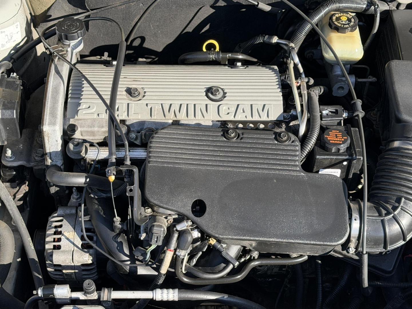 2000 Silvermist Metallic /Gray Cloth Pontiac Grand AM SE1 (1G2NF52T0YC) with an 2.4L 4 Cyl. engine, Automatic transmission, located at 801 South State Street, Salt Lake City, UT, 84111, (801) 328-0098, 40.751953, -111.888206 - Clean title! Vehicle Features: SE1 Model, ABS Brakes, Air Conditioning, Alloy Wheels, AM/FM Stereo, Automatic Transmission, CD Audio, Cloth Seats, Cruise Control, Power Locks, Power Mirrors, Power Windows, Rear Defroster, Traction Control * All advertised prices are just dollars above cost to ma - Photo#19