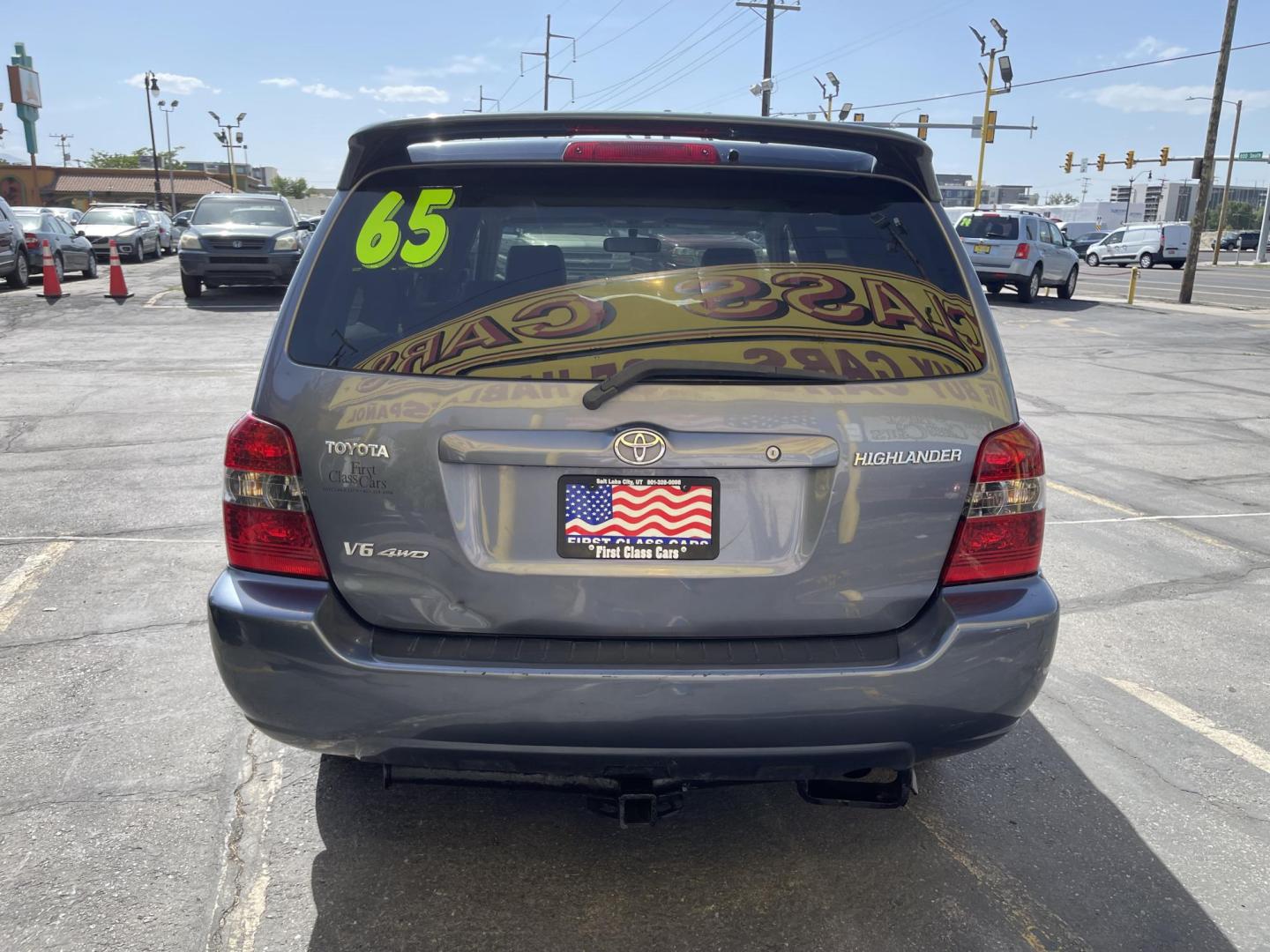 2007 Bluestone Metallic /Gray Cloth Toyota Highlander V6 4WD (JTEEP21A770) with an 3.3L V6 engine, Automatic transmission, located at 801 South State Street, Salt Lake City, UT, 84111, (801) 328-0098, 40.751953, -111.888206 - Our service department is OPEN DAILY to help with any of your service needs. Please call for immediate appointment! Clean Title!! Extra clean!! Immaculate condition!! Free Carfax!! Must see!! Warranty available!! Free Carfax!!! Vehicle Features: 4WD/AWD, ABS Brakes, Air Conditioning, Allo - Photo#6