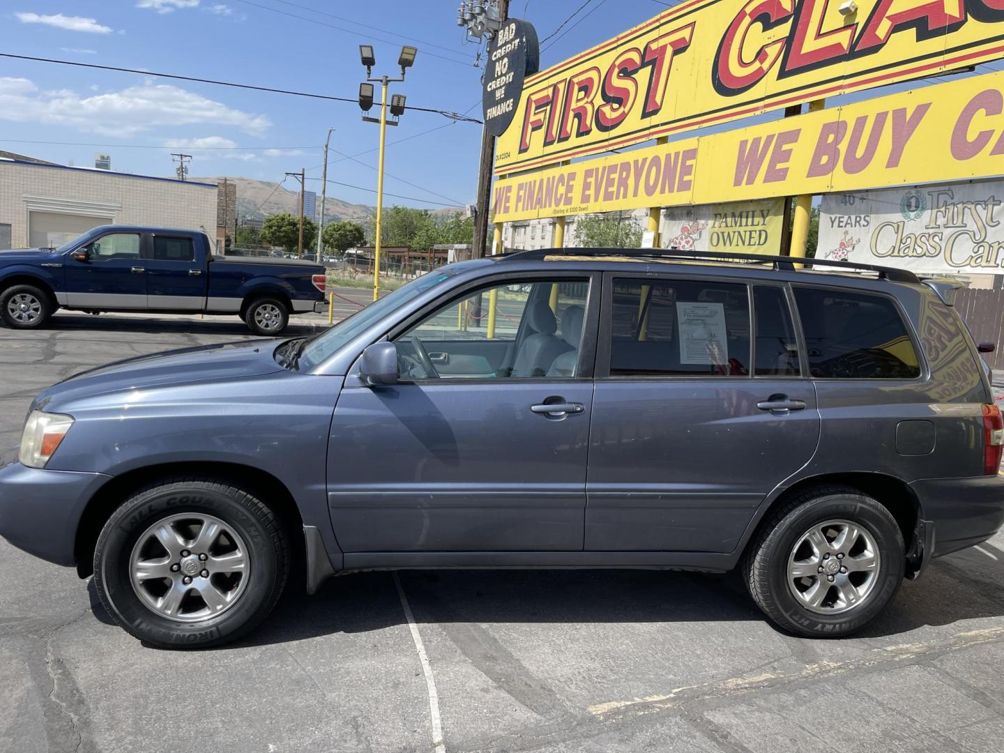2007 Bluestone Metallic /Gray Cloth Toyota Highlander V6 4WD (JTEEP21A770) with an 3.3L V6 engine, Automatic transmission, located at 801 South State Street, Salt Lake City, UT, 84111, (801) 328-0098, 40.751953, -111.888206 - Our service department is OPEN DAILY to help with any of your service needs. Please call for immediate appointment! Clean Title!! Extra clean!! Immaculate condition!! Free Carfax!! Must see!! Warranty available!! Free Carfax!!! Vehicle Features: 4WD/AWD, ABS Brakes, Air Conditioning, Allo - Photo#8
