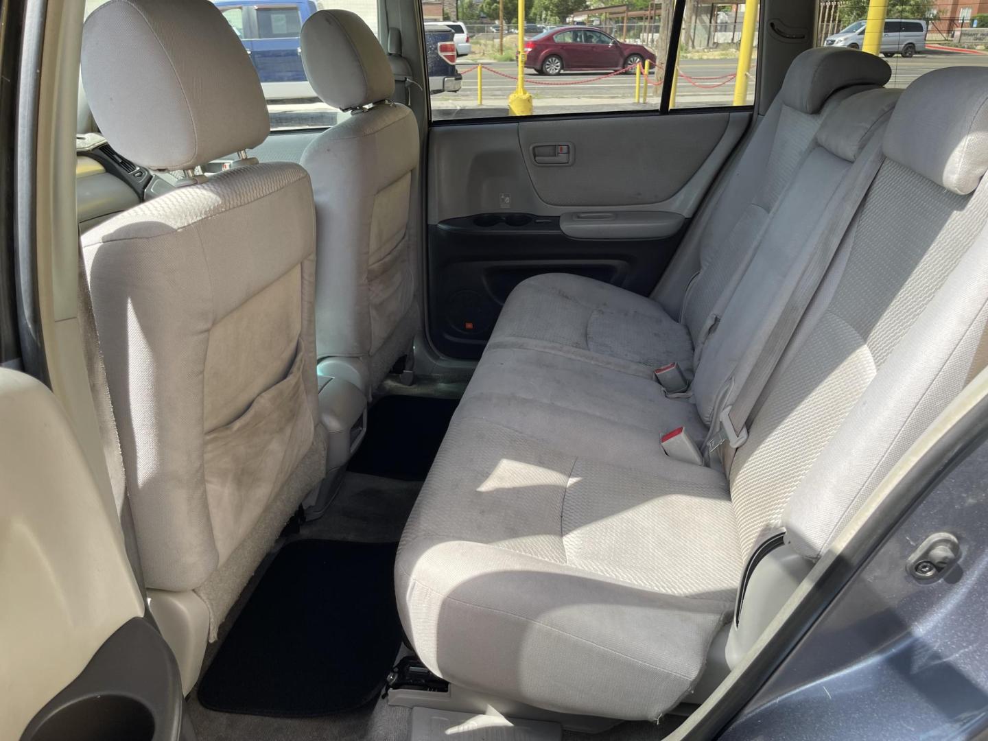 2007 Bluestone Metallic /Gray Cloth Toyota Highlander V6 4WD (JTEEP21A770) with an 3.3L V6 engine, Automatic transmission, located at 801 South State Street, Salt Lake City, UT, 84111, (801) 328-0098, 40.751953, -111.888206 - Our service department is OPEN DAILY to help with any of your service needs. Please call for immediate appointment! Clean Title!! Extra clean!! Immaculate condition!! Free Carfax!! Must see!! Warranty available!! Free Carfax!!! Vehicle Features: 4WD/AWD, ABS Brakes, Air Conditioning, Allo - Photo#12