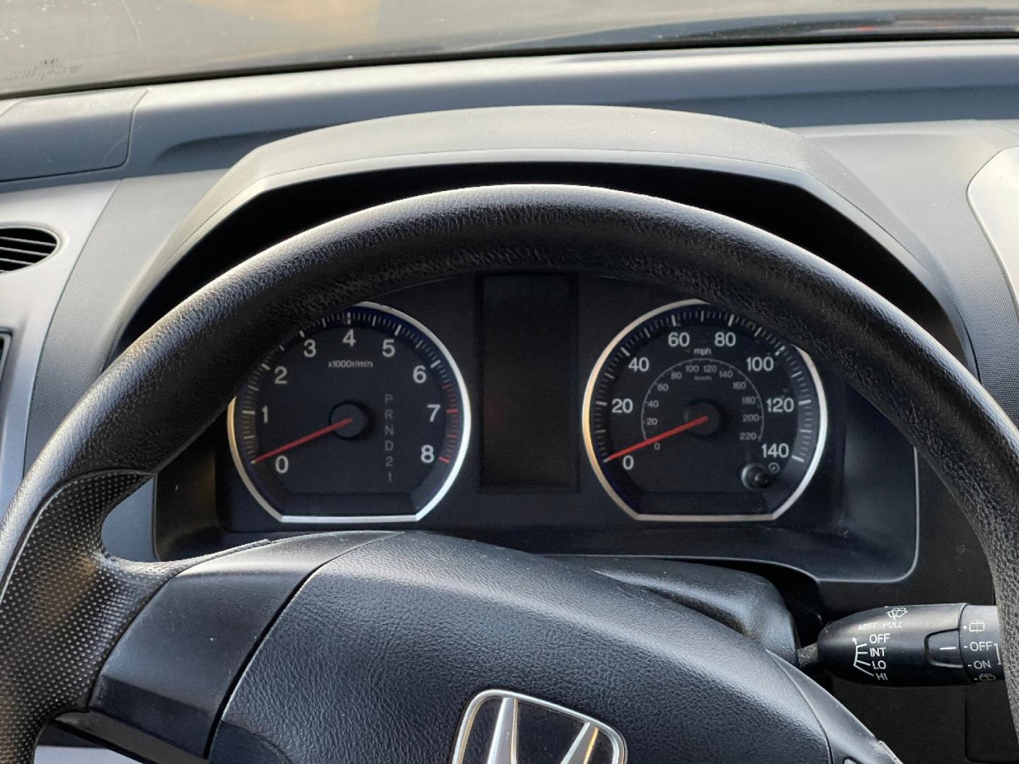 2009 Royal Blue Pearl Honda CR-V LX (JHLRE38329C) with an 2.4L 4 Cyl. engine, Automatic transmission, located at 801 South State Street, Salt Lake City, UT, 84111, (801) 328-0098, 40.751953, -111.888206 - Our service department is OPEN DAILY to help with any of your service needs. Please call for immediate appointment! Clean Title!! Extra clean!! Immaculate condition!! Free Carfax!! Must see!! Warranty available!! Free Carfax!!! Features: LX Model, ABS Brakes, Air Conditioning, AM/FM Stereo, - Photo#15