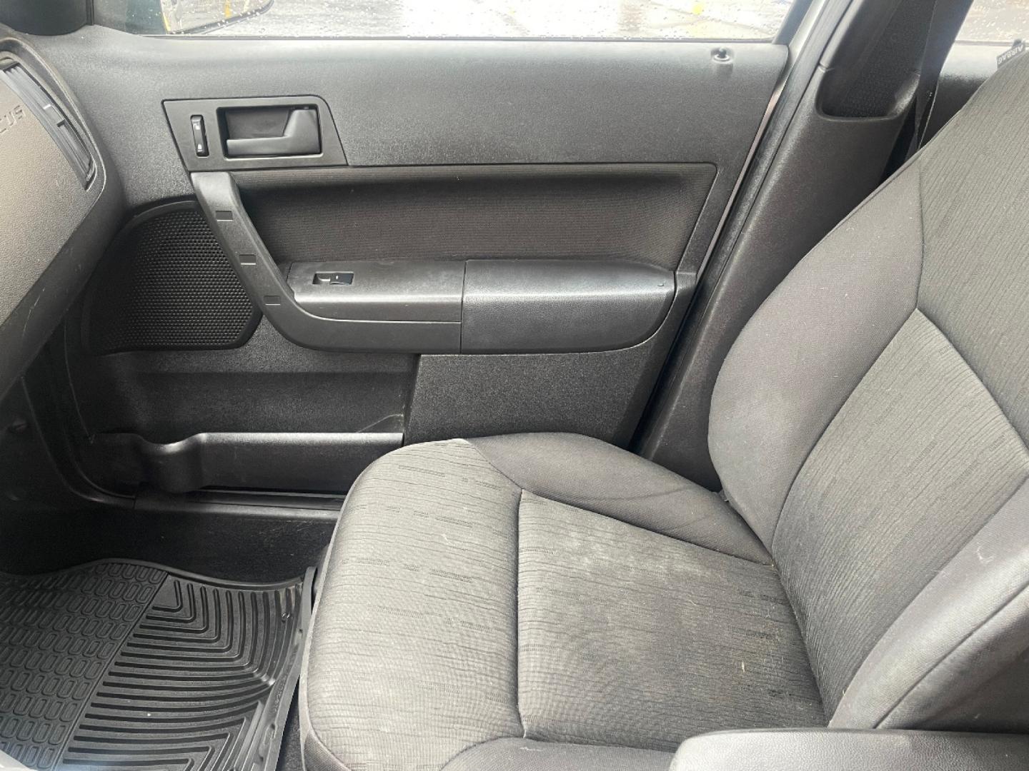 2010 Ingot Silver Metallic /Black Cloth Ford Focus SE (1FAHP3FN6AW) with an 2.0L 4 Cyl. engine, Automatic transmission, located at 801 South State Street, Salt Lake City, UT, 84111, (801) 328-0098, 40.751953, -111.888206 - Life is crazy. Now is the time to buy! All of our prices are just dollars above our cost. These prices will change as soon as life isn't so crazy. So please call or come in. We are here to save you a lot of money! Our service department is OPEN DAILY to help with any of your service needs. P - Photo#14