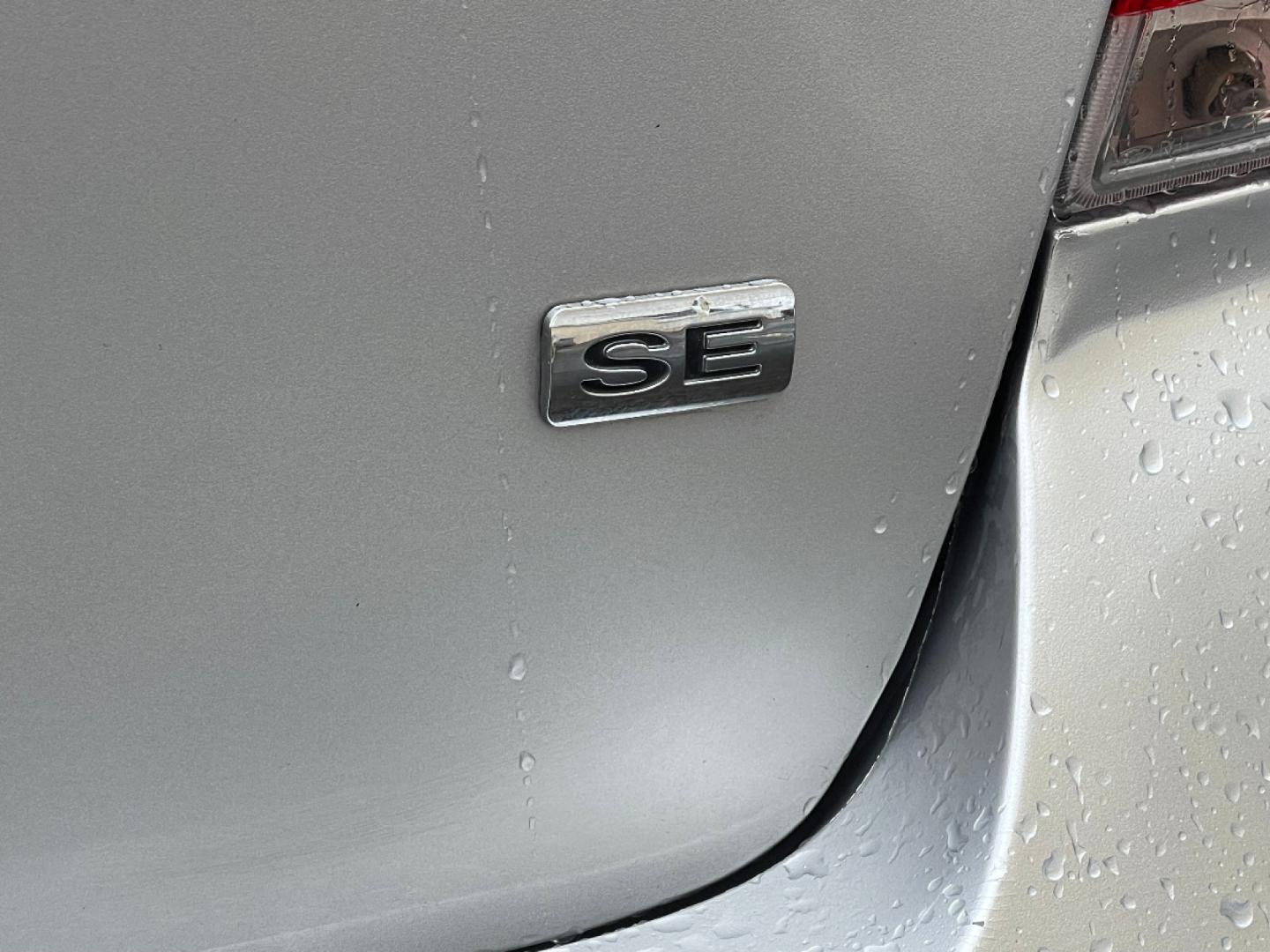 2010 Ingot Silver Metallic /Black Cloth Ford Focus SE (1FAHP3FN6AW) with an 2.0L 4 Cyl. engine, Automatic transmission, located at 801 South State Street, Salt Lake City, UT, 84111, (801) 328-0098, 40.751953, -111.888206 - Life is crazy. Now is the time to buy! All of our prices are just dollars above our cost. These prices will change as soon as life isn't so crazy. So please call or come in. We are here to save you a lot of money! Our service department is OPEN DAILY to help with any of your service needs. P - Photo#8