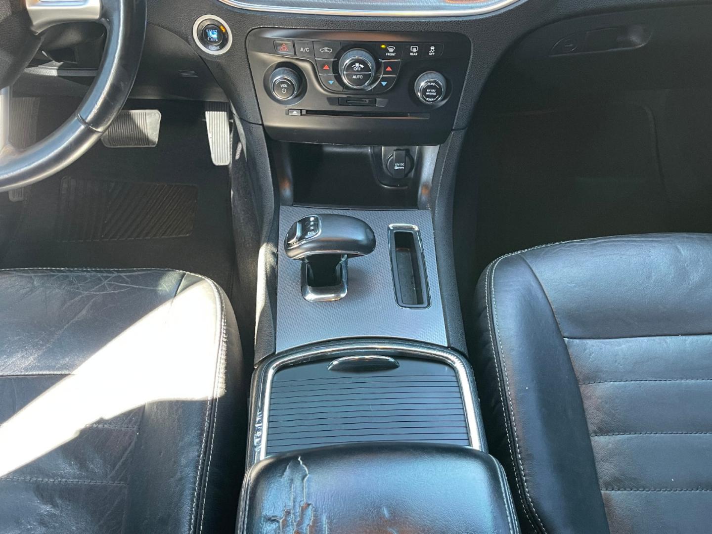 2013 Black /Black Leather Dodge Charger SXT Plus (2C3CDXHG1DH) with an 3.6L V6 engine, Automatic transmission, located at 801 South State Street, Salt Lake City, UT, 84111, (801) 328-0098, 40.751953, -111.888206 - Super Clean hard to find car!!! This is a must see car! Please call for immediate appointment! Clean Title!! Extra clean!! Immaculate condition!! Free Carfax!! Must see!! Warranty available!! Free Carfax!!! Vehicle Features:SXT Plus, ABS Brakes, Air Conditioning, Alloy Wheels, Alpine Sound Syst - Photo#20