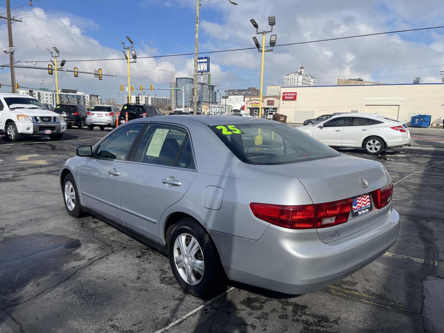 2005 Satin Silver Metallic /Gray Cloth Honda Accord LX (1HGCM56405A) with an 2.4L 4 Cyl. engine, Automatic transmission, located at 801 South State Street, Salt Lake City, UT, 84111, (801) 328-0098, 40.751953, -111.888206 - *MILEAGE DISCREPANCY ACCORDING TO CARFAX REPORT! TRUE MILES UNKNOWN!* Vehicle Features: LX Model, Automatic Transmission, ABS Brakes, Traction Control, Cruise Control, Air Conditioning, AM/FM Stereo, CD Player, Power Mirrors, Power Windows, Power Locks, Rear Defroster * All advertised prices are - Photo#7