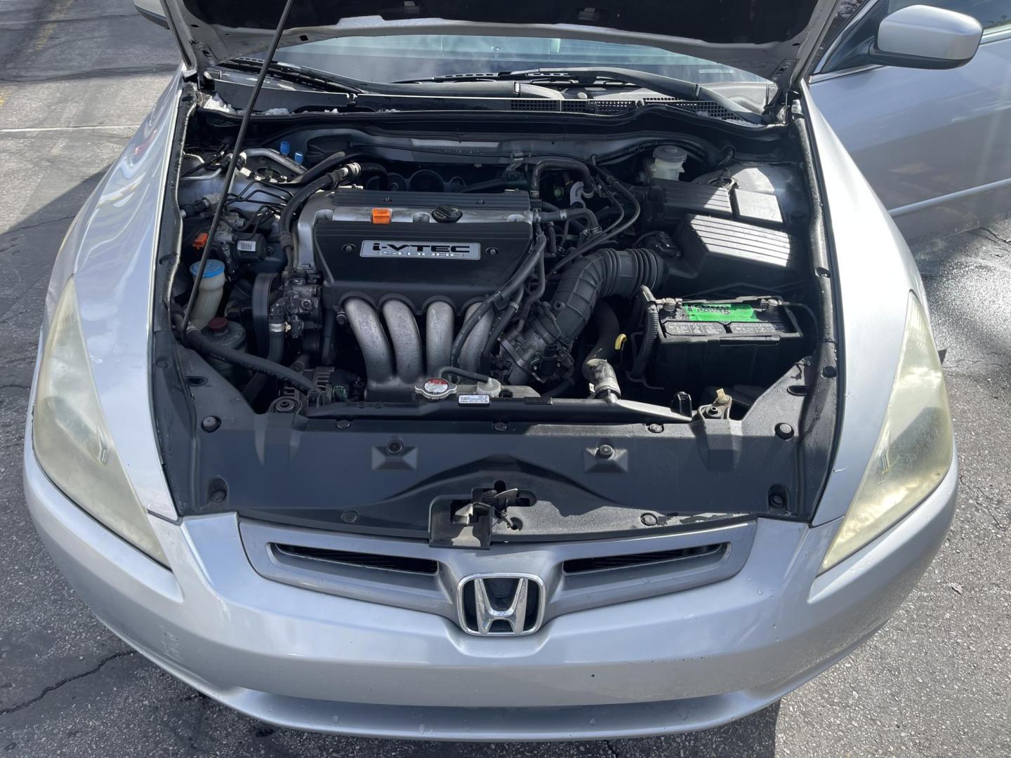 2005 Satin Silver Metallic /Gray Cloth Honda Accord LX (1HGCM56405A) with an 2.4L 4 Cyl. engine, Automatic transmission, located at 801 South State Street, Salt Lake City, UT, 84111, (801) 328-0098, 40.751953, -111.888206 - *MILEAGE DISCREPANCY ACCORDING TO CARFAX REPORT! TRUE MILES UNKNOWN!* Vehicle Features: LX Model, Automatic Transmission, ABS Brakes, Traction Control, Cruise Control, Air Conditioning, AM/FM Stereo, CD Player, Power Mirrors, Power Windows, Power Locks, Rear Defroster * All advertised prices are - Photo#17