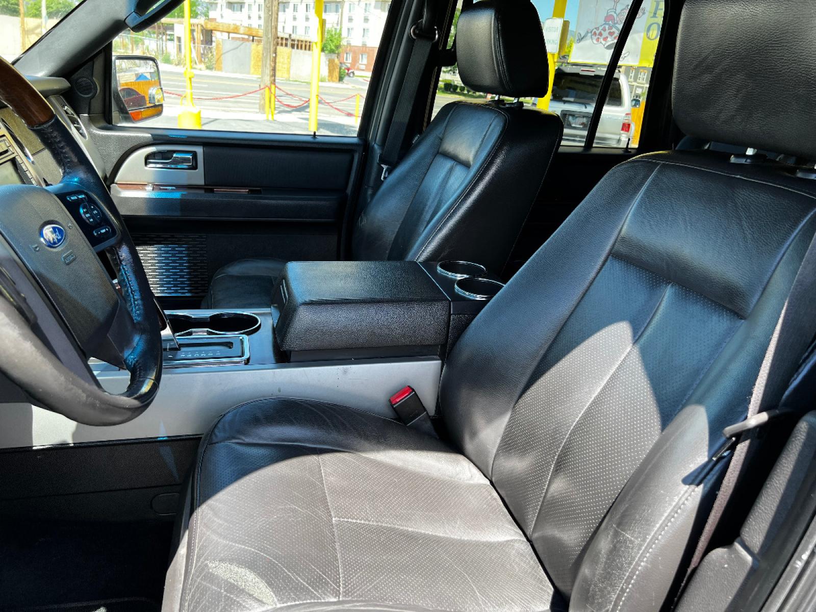 2007 Alloy Metallic /Black Leather Ford Expedition EL Limited 4WD (1FMFK20567L) with an 5.4L V8 engine, Automatic transmission, located at 801 South State Street, Salt Lake City, UT, 84111, (801) 328-0098, 40.751953, -111.888206 - Life is crazy. Now is the time to buy! All of our prices are just dollars above our cost. These prices will change as soon as life isn't so crazy. So please call or come in. We are here to save you a lot of money! Our service department is OPEN DAILY to help with any of your service needs. P - Photo #17