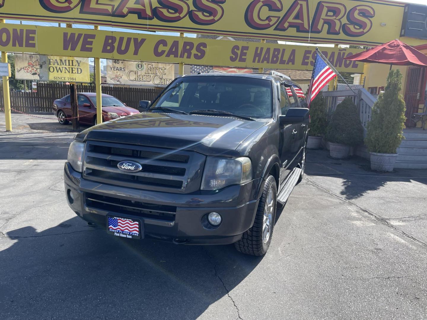 2007 Alloy Metallic /Black Leather Ford Expedition EL Limited 4WD (1FMFK20567L) with an 5.4L V8 engine, Automatic transmission, located at 801 South State Street, Salt Lake City, UT, 84111, (801) 328-0098, 40.751953, -111.888206 - Clean Title! Perfect all around SUV for winter with 4x4, 3rd row seating and DVD Entertainment system in the rear for the kids! A/C seats and heated seats! We put brand new tires on this and it has passed all inspections by our mechanic and fully approved for up to a 3 month to 2 year warranty that - Photo#1