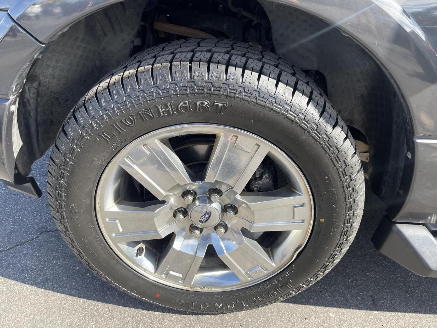 2007 Alloy Metallic /Black Leather Ford Expedition EL Limited 4WD (1FMFK20567L) with an 5.4L V8 engine, Automatic transmission, located at 801 South State Street, Salt Lake City, UT, 84111, (801) 328-0098, 40.751953, -111.888206 - Clean Title! Perfect all around SUV for winter with 4x4, 3rd row seating and DVD Entertainment system in the rear for the kids! A/C seats and heated seats! We put brand new tires on this and it has passed all inspections by our mechanic and fully approved for up to a 3 month to 2 year warranty that - Photo#9