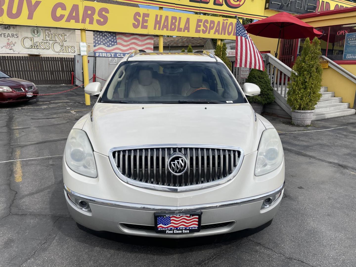 2011 White Diamond Pearl Buick Enclave CXL-2 AWD (5GAKVCEDXBJ) with an 3.6L V6 engine, Automatic transmission, located at 801 South State Street, Salt Lake City, UT, 84111, (801) 328-0098, 40.751953, -111.888206 - Clean title! Our service department is OPEN DAILY to help with any of your service needs. Please call for immediate appointment! Clean Title!! Extra clean!! Immaculate condition!! Free Carfax!! Must see!! Warranty available!! Free Carfax!!! Vehicle Features: Carfax Certified 2 Owners!, 20 - Photo#3