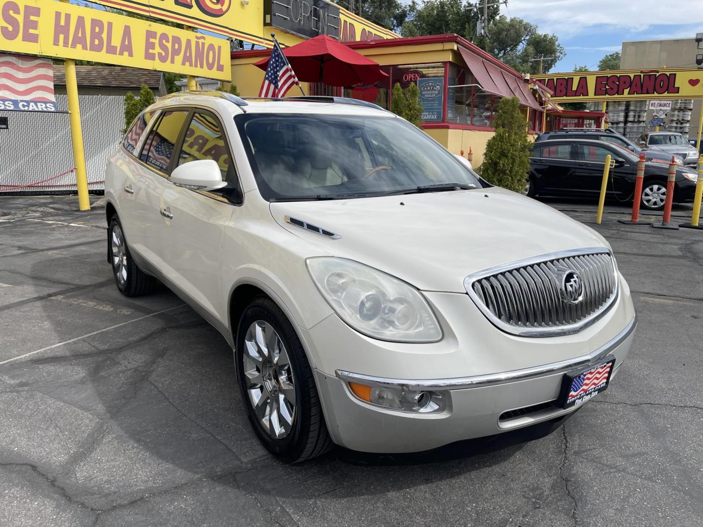 2011 White Diamond Pearl Buick Enclave CXL-2 AWD (5GAKVCEDXBJ) with an 3.6L V6 engine, Automatic transmission, located at 801 South State Street, Salt Lake City, UT, 84111, (801) 328-0098, 40.751953, -111.888206 - Clean title! Our service department is OPEN DAILY to help with any of your service needs. Please call for immediate appointment! Clean Title!! Extra clean!! Immaculate condition!! Free Carfax!! Must see!! Warranty available!! Free Carfax!!! Vehicle Features: Carfax Certified 2 Owners!, 20 - Photo#4