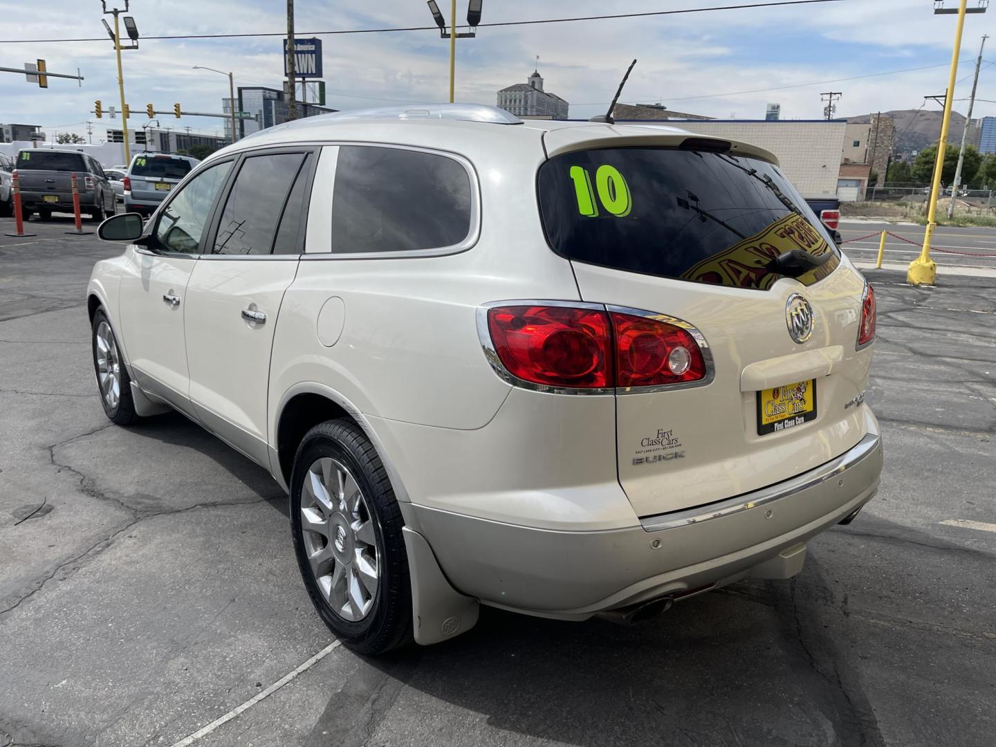 2011 White Diamond Pearl Buick Enclave CXL-2 AWD (5GAKVCEDXBJ) with an 3.6L V6 engine, Automatic transmission, located at 801 South State Street, Salt Lake City, UT, 84111, (801) 328-0098, 40.751953, -111.888206 - Clean title! Our service department is OPEN DAILY to help with any of your service needs. Please call for immediate appointment! Clean Title!! Extra clean!! Immaculate condition!! Free Carfax!! Must see!! Warranty available!! Free Carfax!!! Vehicle Features: Carfax Certified 2 Owners!, 20 - Photo#9
