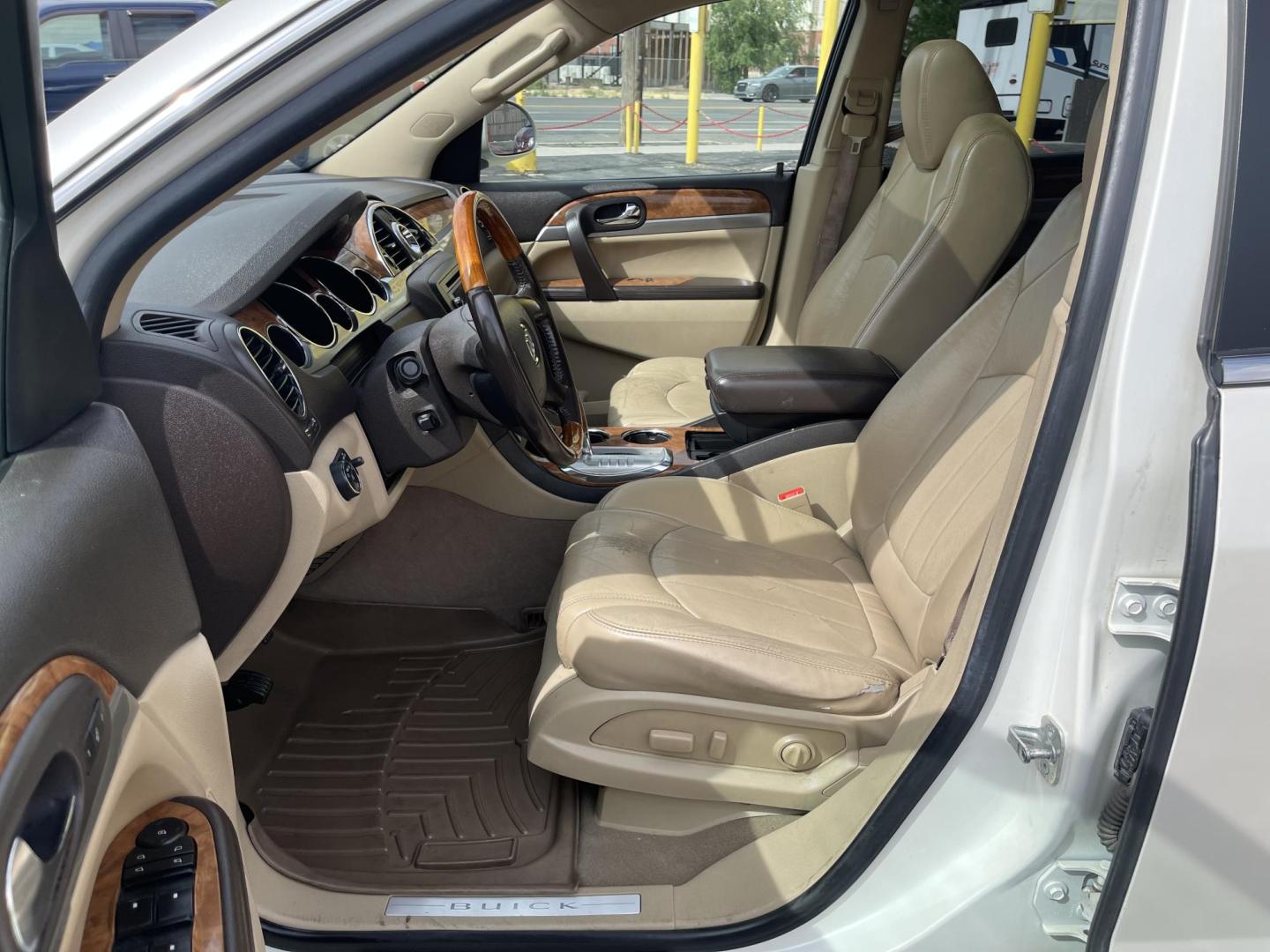 2011 White Diamond Pearl Buick Enclave CXL-2 AWD (5GAKVCEDXBJ) with an 3.6L V6 engine, Automatic transmission, located at 801 South State Street, Salt Lake City, UT, 84111, (801) 328-0098, 40.751953, -111.888206 - Clean title! Our service department is OPEN DAILY to help with any of your service needs. Please call for immediate appointment! Clean Title!! Extra clean!! Immaculate condition!! Free Carfax!! Must see!! Warranty available!! Free Carfax!!! Vehicle Features: Carfax Certified 2 Owners!, 20 - Photo#11