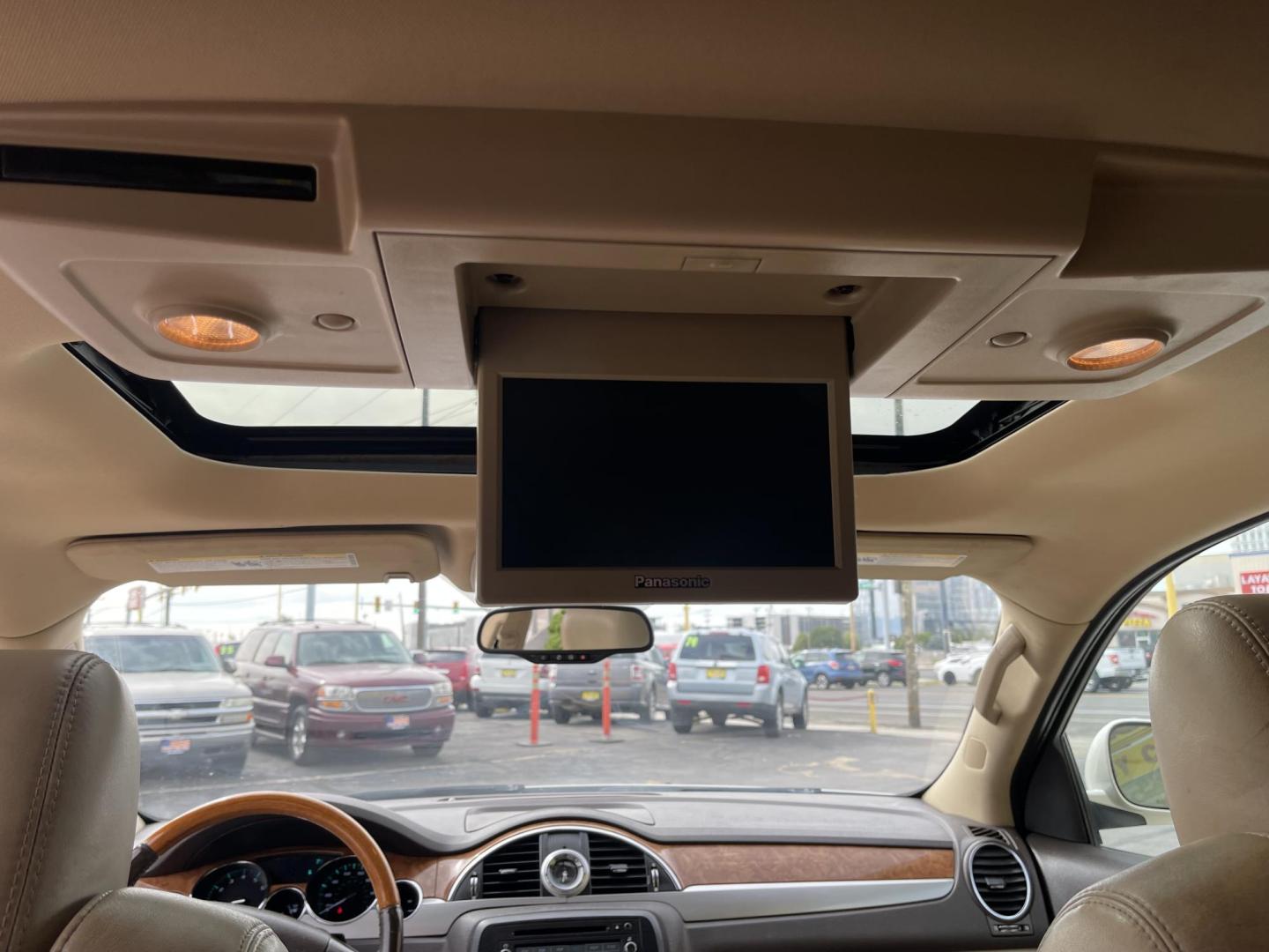 2011 White Diamond Pearl Buick Enclave CXL-2 AWD (5GAKVCEDXBJ) with an 3.6L V6 engine, Automatic transmission, located at 801 South State Street, Salt Lake City, UT, 84111, (801) 328-0098, 40.751953, -111.888206 - Clean title! Our service department is OPEN DAILY to help with any of your service needs. Please call for immediate appointment! Clean Title!! Extra clean!! Immaculate condition!! Free Carfax!! Must see!! Warranty available!! Free Carfax!!! Vehicle Features: Carfax Certified 2 Owners!, 20 - Photo#27