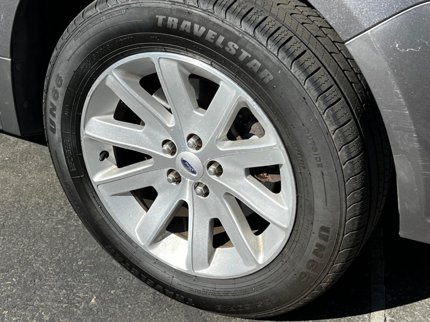 2009 Sterling Gray Metallic Ford Flex SEL (2FMDK52C49B) with an 3.5L V6 engine, Automatic transmission, located at 801 South State Street, Salt Lake City, UT, 84111, (801) 328-0098, 40.751953, -111.888206 - Super Clean nice car! 3rd row seating, leather fully loaded! Great family vehicle! Clean Title!! Extra clean!! Immaculate condition!! Free Carfax!! Must see!! Warranty available!! Free Carfax!!! Vehicle Features:ABS Brakes, Air Conditioning, Alloy Wheels, AM/FM Stereo, Automatic Transmission, A - Photo#9