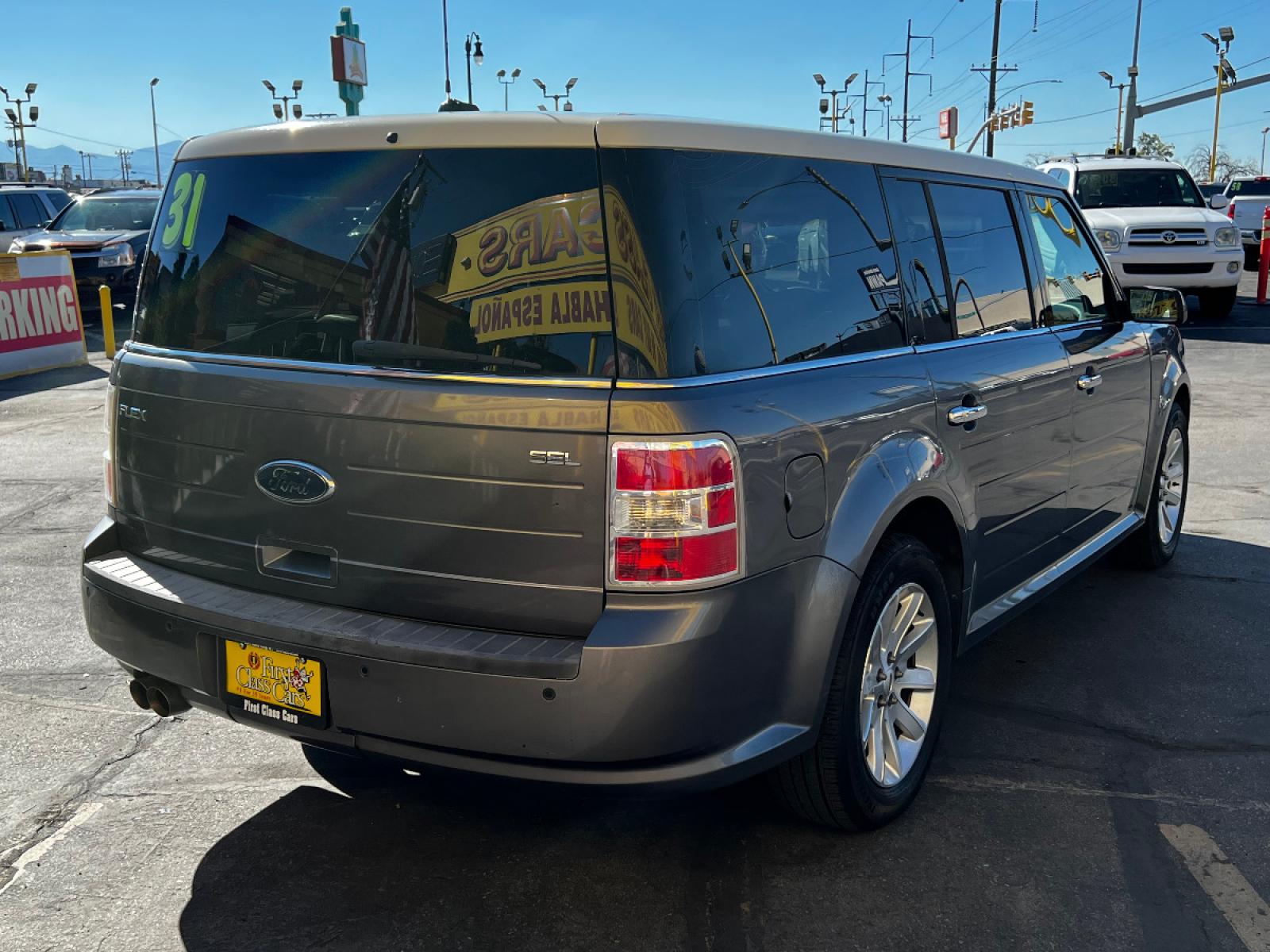 2009 Sterling Gray Metallic Ford Flex SEL (2FMDK52C49B) with an 3.5L V6 engine, Automatic transmission, located at 801 South State Street, Salt Lake City, UT, 84111, (801) 328-0098, 40.751953, -111.888206 - Life is crazy. Now is the time to buy! All of our prices are just dollars above our cost. These prices will change as soon as life isn't so crazy. So please call or come in. We are here to save you a lot of money! Our service department is OPEN DAILY to help with any of your service needs. P - Photo #6