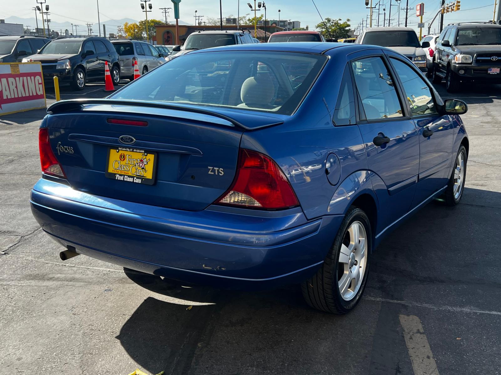 2004 French Blue Metallic /Gray Cloth Ford Focus ZTS (1FAFP38Z04W) with an 2.3L 4 Cyl. engine, Manual transmission, located at 801 South State Street, Salt Lake City, UT, 84111, (801) 328-0098, 40.751953, -111.888206 - Life is crazy. Now is the time to buy! All of our prices are just dollars above our cost. These prices will change as soon as life isn't so crazy. So please call or come in. We are here to save you a lot of money! Our service department is OPEN DAILY to help with any of your service needs. P - Photo #6