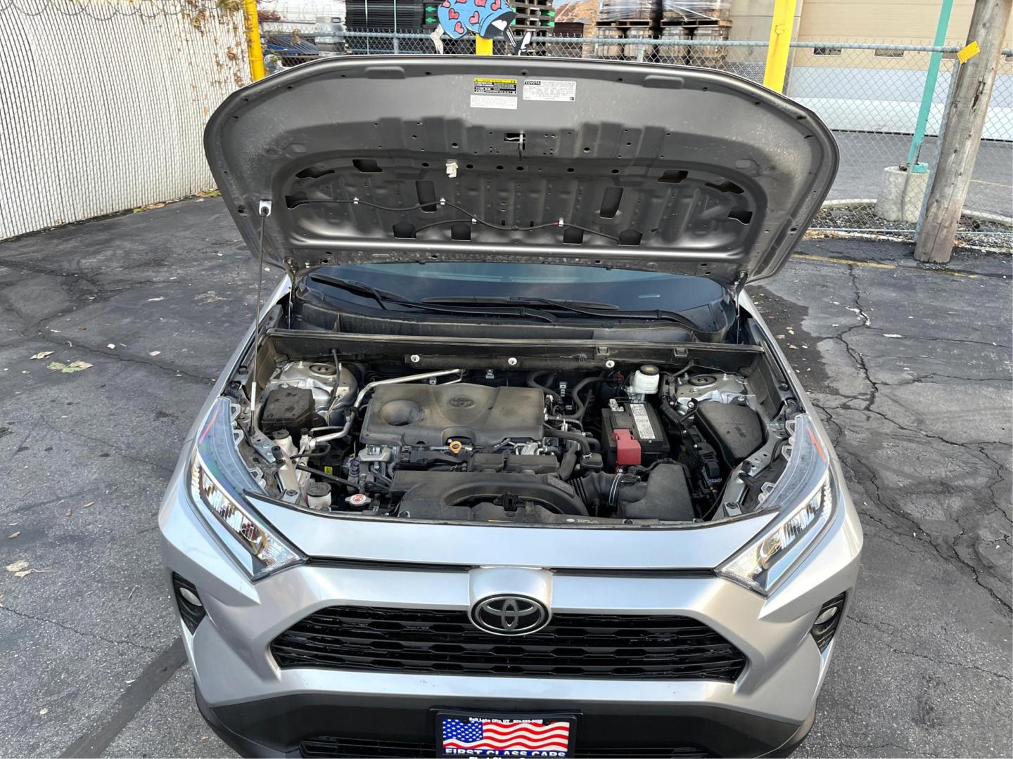 2019 Silver Sky Metallic /Black Cloth Toyota RAV4 XLE AWD (2T3P1RFV6KC) with an 2.5L 4 Cyl. engine, Automatic transmission, located at 801 South State Street, Salt Lake City, UT, 84111, (801) 328-0098, 40.751953, -111.888206 - *All advertised prices are just dollars above cost to make room for new inventory these are our cash prices plus taxes, licensing and dealer fees. Additional fees may apply for financing! Please contact dealer sales rep for more info. These are our very lowest cash prices we can offer on our - Photo#10