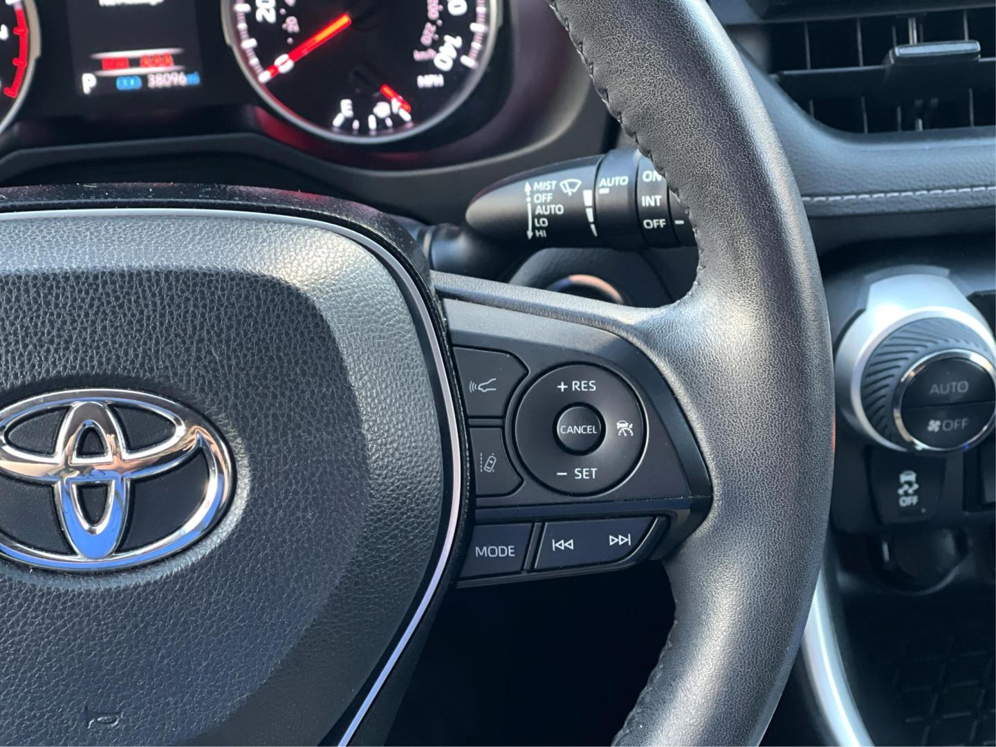 2019 Silver Sky Metallic /Black Cloth Toyota RAV4 XLE AWD (2T3P1RFV6KC) with an 2.5L 4 Cyl. engine, Automatic transmission, located at 801 South State Street, Salt Lake City, UT, 84111, (801) 328-0098, 40.751953, -111.888206 - *All advertised prices are just dollars above cost to make room for new inventory these are our cash prices plus taxes, licensing and dealer fees. Additional fees may apply for financing! Please contact dealer sales rep for more info. These are our very lowest cash prices we can offer on our - Photo#17