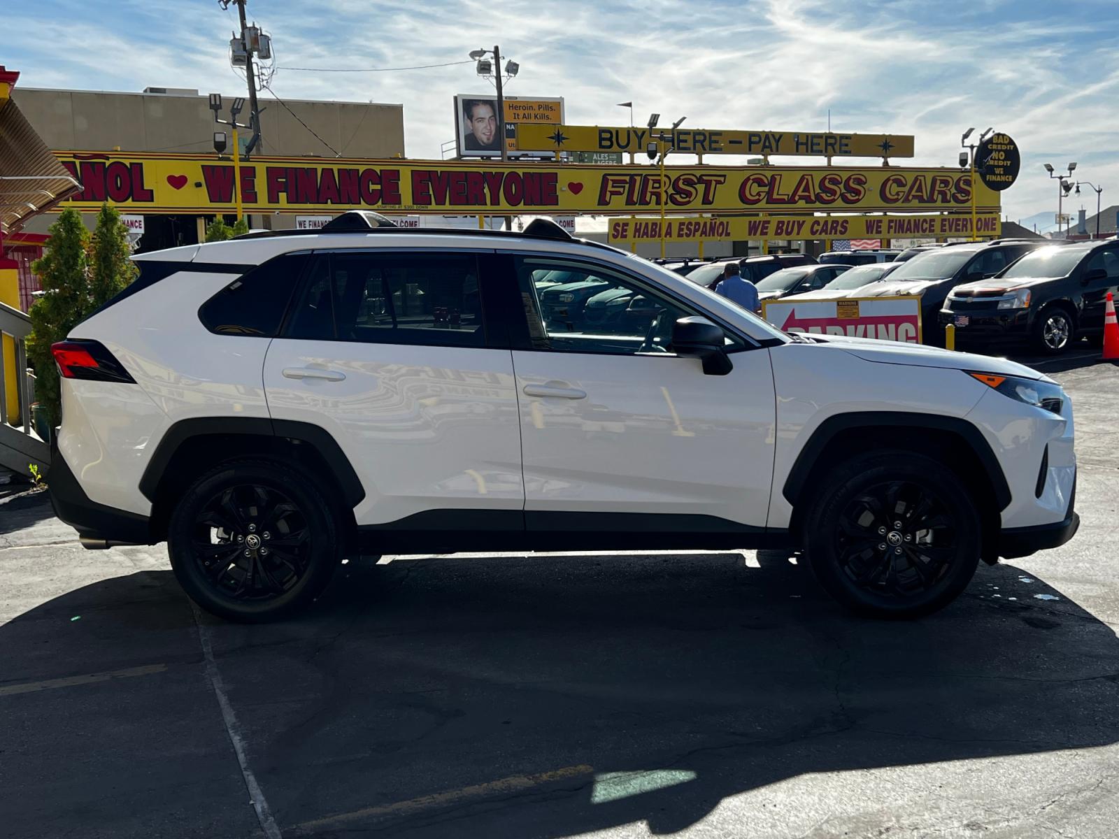 2020 Super White II /Black Cloth Toyota RAV4 LE AWD (2T3F1RFV8LC) with an 2.5L 4 Cyl. engine, Automatic transmission, located at 801 South State Street, Salt Lake City, UT, 84111, (801) 328-0098, 40.751953, -111.888206 - Life is crazy. Now is the time to buy! All of our prices are just dollars above our cost. These prices will change as soon as life isn't so crazy. So please call or come in. We are here to save you a lot of money! Our service department is OPEN DAILY to help with any of your service need - Photo #5