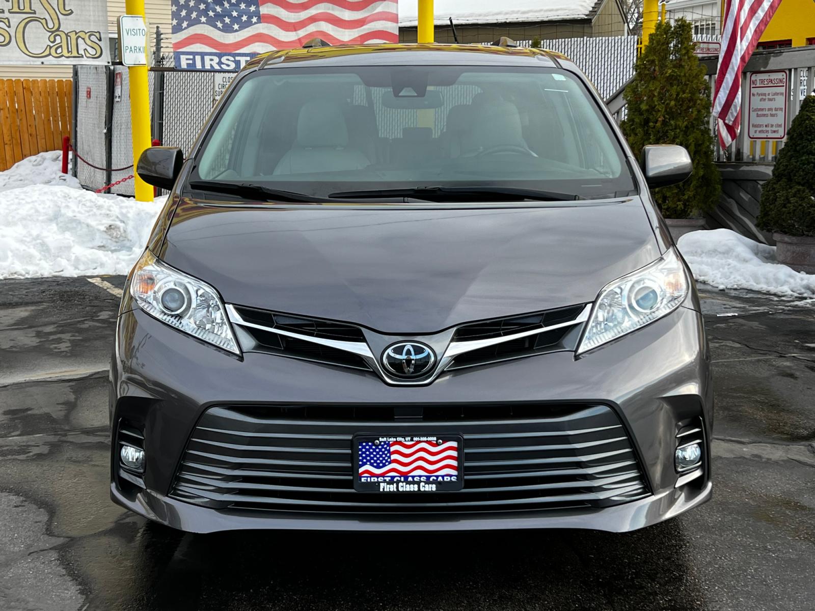 2019 /Gray Leather Toyota Sienna XLE (5TDYZ3DC5KS) with an 3.5L V6 engine, Automatic transmission, located at 801 South State Street, Salt Lake City, UT, 84111, (801) 328-0098, 40.751953, -111.888206 - Life is crazy. Now is the time to buy! All of our prices are just dollars above our cost. These prices will change as soon as life isn't so crazy. So please call or come in. We are here to save you a lot of money! Our service department is OPEN DAILY to help with any of your service needs. P - Photo #3
