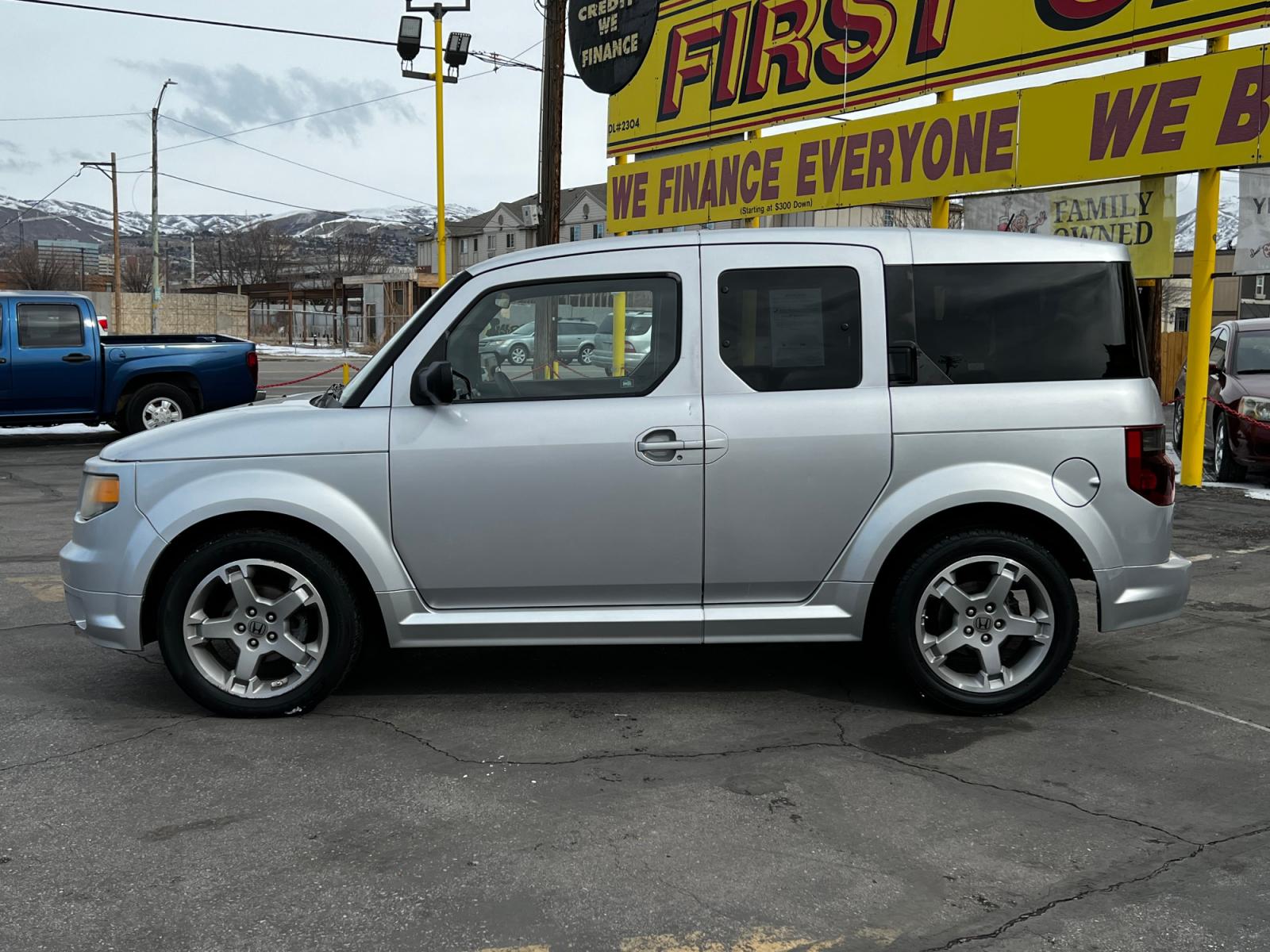 2007 Alabaster Silver Metallic /Gray Cloth Honda Element SC 2WD AT (5J6YH18977L) with an 2.4L 4 Cyl. engine, Automatic transmission, located at 801 South State Street, Salt Lake City, UT, 84111, (801) 328-0098, 40.751953, -111.888206 - Life is crazy. Now is the time to buy! All of our prices are just dollars above our cost. These prices will change as soon as life isn't so crazy. So please call or come in. We are here to save you a lot of money! Our service department is OPEN DAILY to help with any of your service needs. P - Photo #1