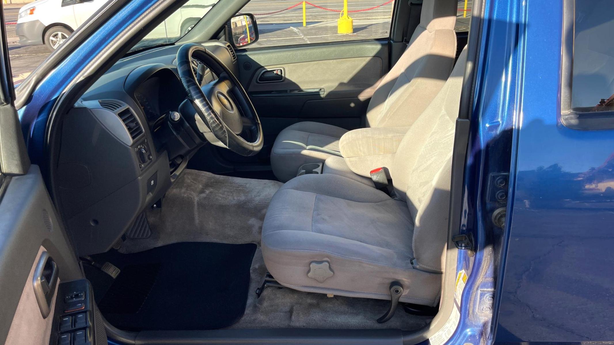 2005 Superior Blue Metallic /Gray Cloth Chevrolet Colorado LS Crew Cab (1GCCS136158) with an 3.5L 5 Cyl. engine, Automatic transmission, located at 801 South State Street, Salt Lake City, UT, 84111, (801) 328-0098, 40.751953, -111.888206 - Experience exceptional rides with our 2005 Chevrolet Colorado! Despite its age, this gem boasts reliable performance, robust power, and smooth handling. Perfectly maintained and affordably priced, it's an excellent choice for first-time owners or budget-conscious buyers. Grab this unbeatable deal wh - Photo #8