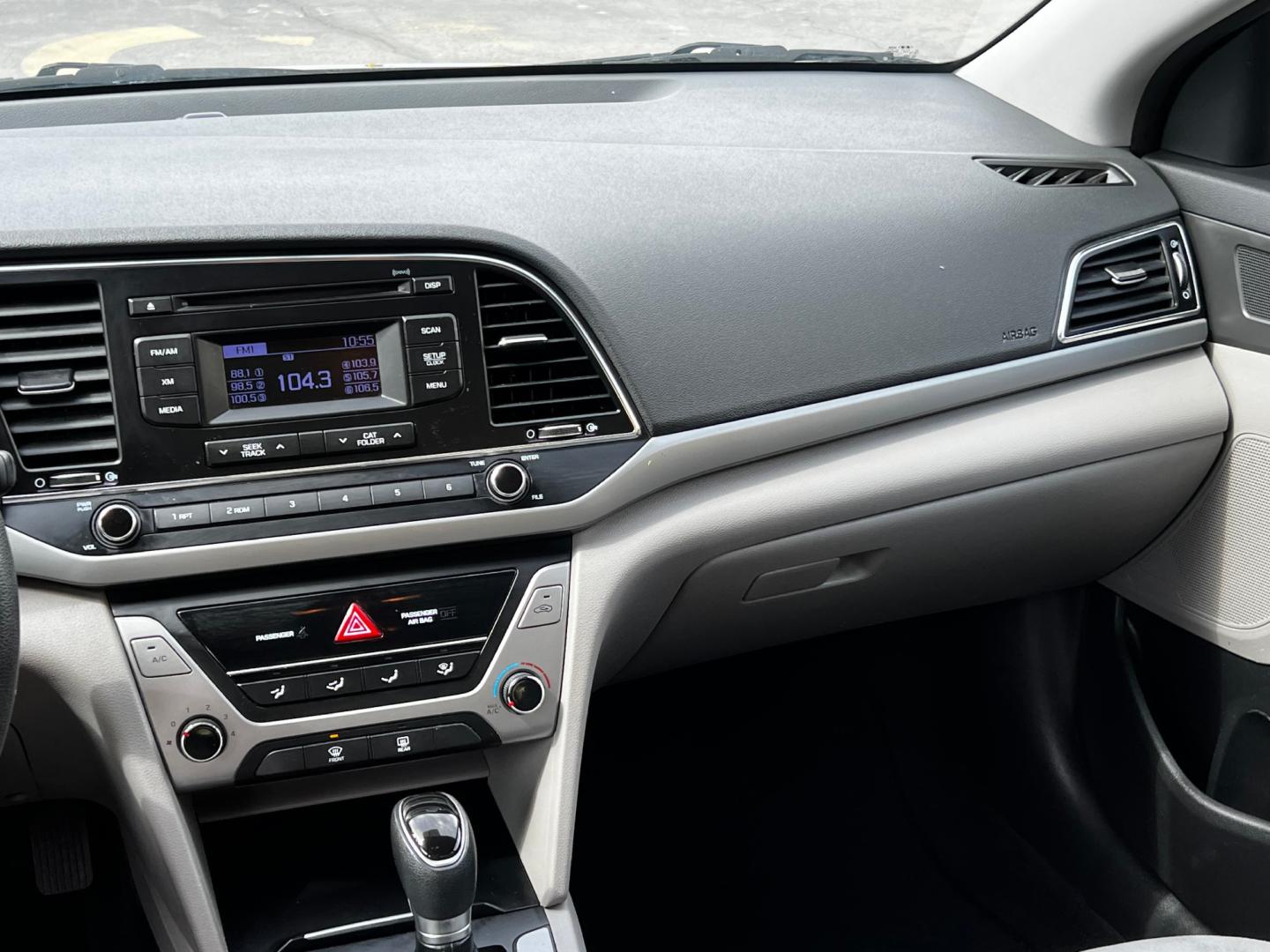 2017 Black Noir Pearl /Gray Cloth Hyundai Elantra SE (5NPD74LF8HH) with an 1.8L 4 Cyl. engine, Automatic transmission, located at 801 South State Street, Salt Lake City, UT, 84111, (801) 328-0098, 40.751953, -111.888206 - Excellent condition! Great gas saver! Great affordable car at a great price! Must see car!!! Free Carfax!!! Wow! Extra clean!! Immaculate condition!! Free Carfax!! Must see!! Go to www.firstclasscars.com for more information and full disclaimer pertaining to the sale of this car. Our service depart - Photo#16