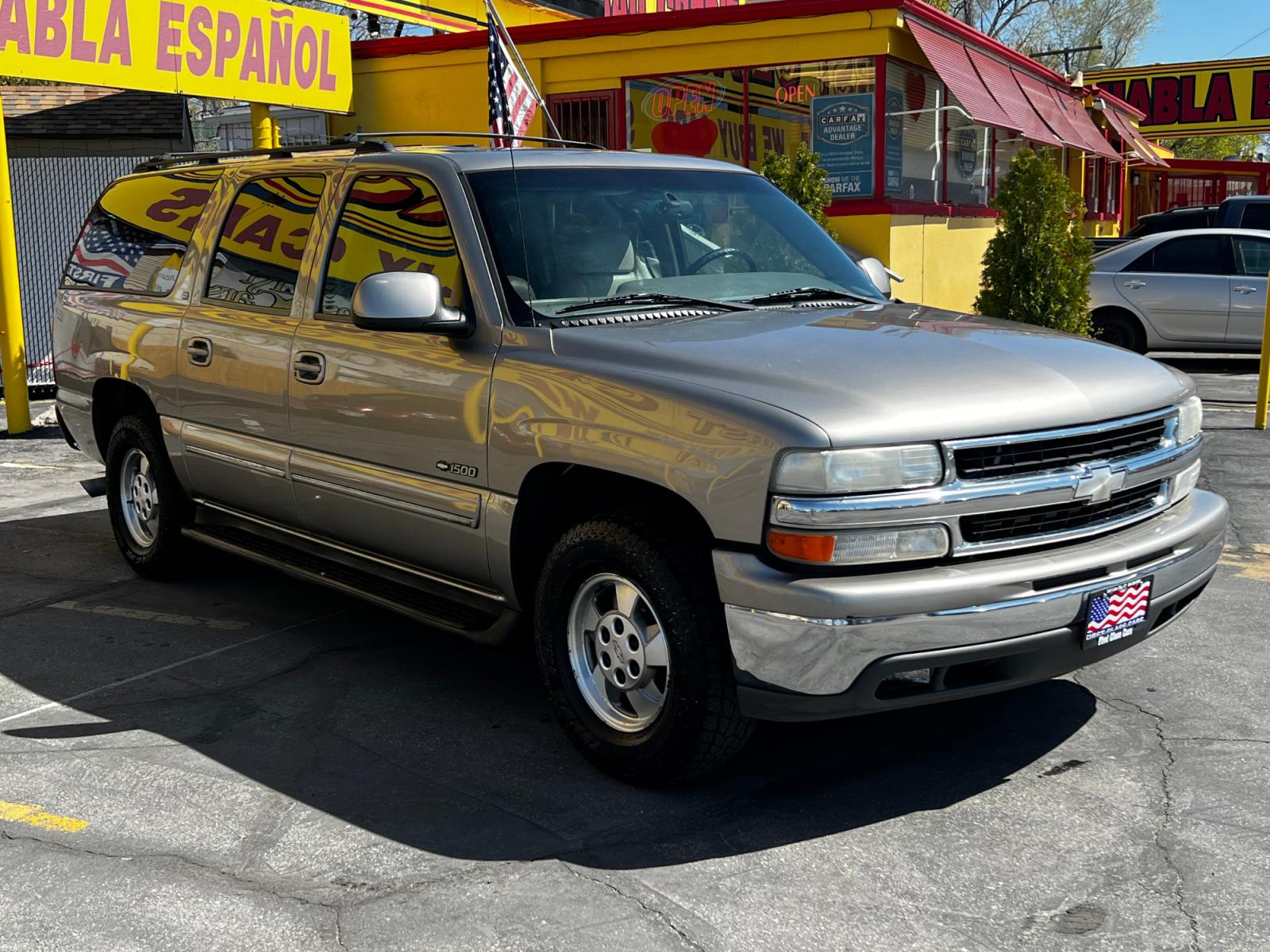 2001 Pewter Metallic /Tan Leather Chevrolet Suburban LT C1500 2WD (3GNEC16T41G) with an 5.3L V8 engine, Automatic transmission, located at 801 South State Street, Salt Lake City, UT, 84111, (801) 328-0098, 40.751953, -111.888206 - Life is crazy. Now is the time to buy! All of our prices are just dollars above our cost. These prices will change as soon as life isn't so crazy. So please call or come in. We are here to save you a lot of money! Our service department is OPEN DAILY to help with any of your service needs. - Photo #4