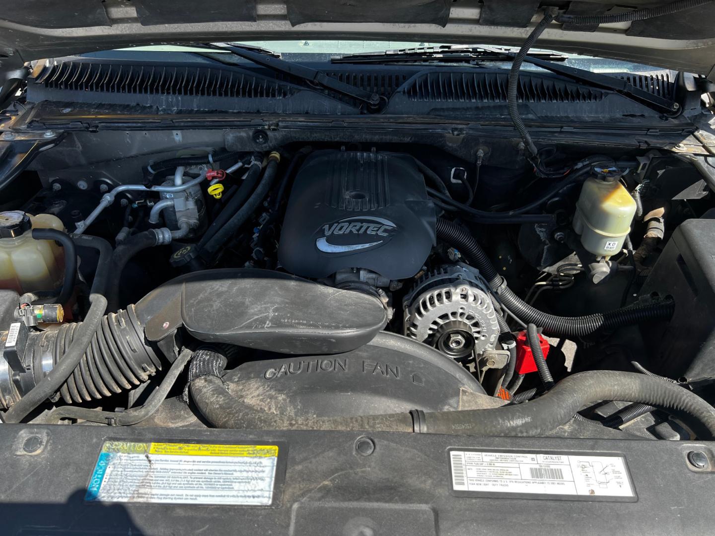 2001 Pewter Metallic /Tan Leather Chevrolet Suburban LT C1500 2WD (3GNEC16T41G) with an 5.3L V8 engine, Automatic transmission, located at 801 South State Street, Salt Lake City, UT, 84111, (801) 328-0098, 40.751953, -111.888206 - Life is crazy. Now is the time to buy! All of our prices are just dollars above our cost. These prices will change as soon as life isn't so crazy. So please call or come in. We are here to save you a lot of money! Our service department is OPEN DAILY to help with any of your service needs. P - Photo#14