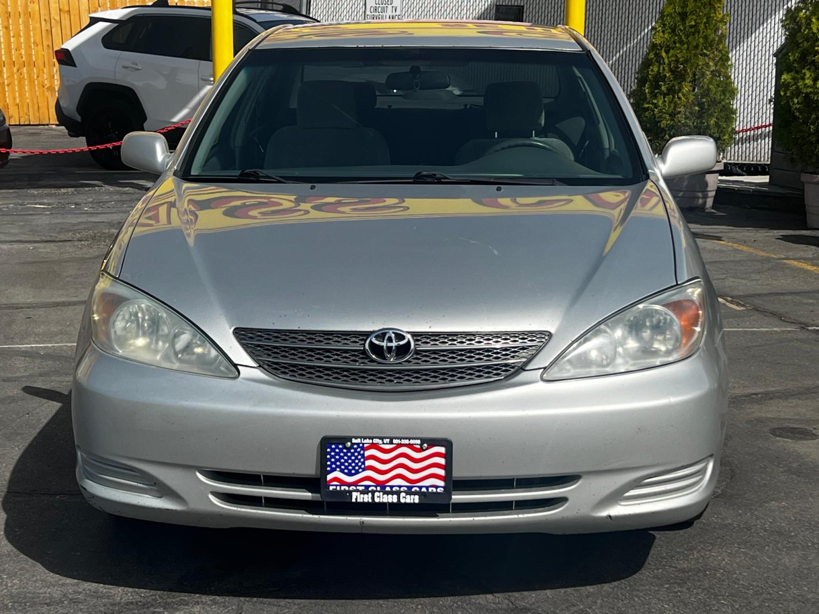 2004 Silver Streak Mica /Gray Cloth Toyota Camry LE (4T1BE32K14U) with an 2.4L 4 Cyl. engine, Automatic transmission, located at 801 South State Street, Salt Lake City, UT, 84111, (801) 328-0098, 40.751953, -111.888206 - Life is crazy. Now is the time to buy! All of our prices are just dollars above our cost. These prices will change as soon as life isn't so crazy. So please call or come in. We are here to save you a lot of money! Our service department is OPEN DAILY to help with any of your service needs. P - Photo #3