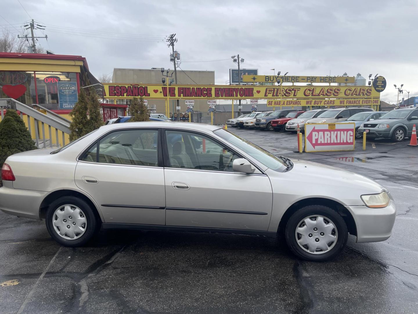 1999 Naples Gold Metallic /Tan Cloth Honda Accord LX sedan (JHMCG564XXC) with an 2.3L 4 Cyl. engine, Automatic transmission, located at 801 South State Street, Salt Lake City, UT, 84111, (801) 328-0098, 40.751953, -111.888206 - Vehicle Features: LX Model, AM/FM Stereo, Air Conditioning, Automatic Transmission, Cassette Player, Cloth Seats, Cruise Control, Power Locks, Power Mirrors, Power Windows, Rear Defroster Our service department is OPEN DAILY to help with any of your service needs. Please call for immediate appointm - Photo#3