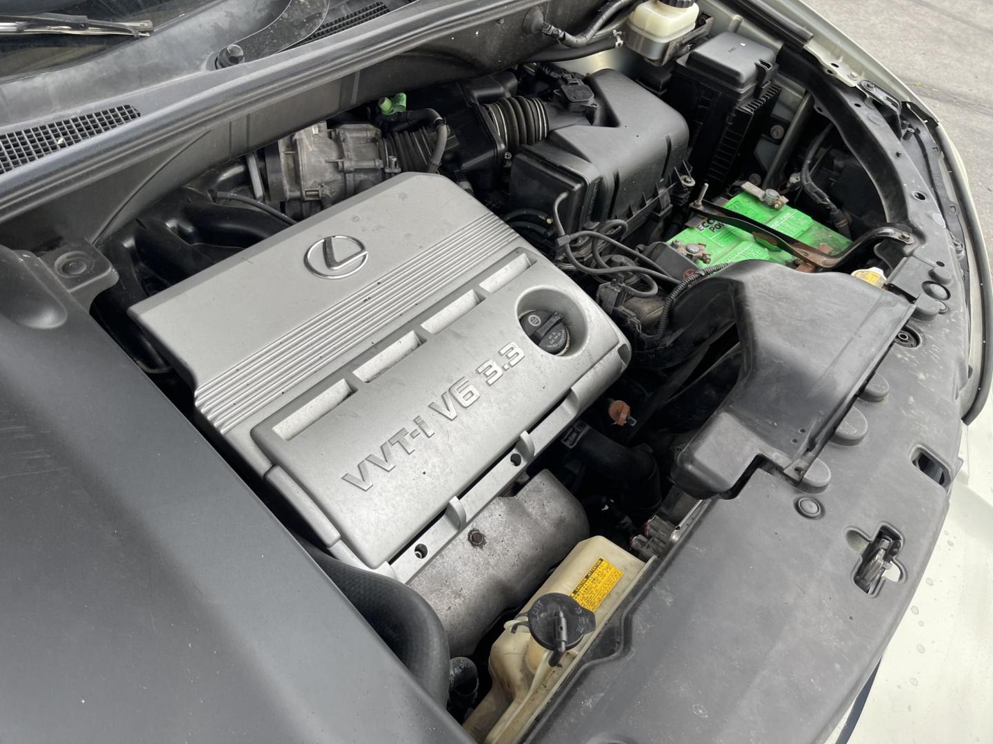 2004 Bamboo Pearl /Tan Leather Lexus RX 330 4WD (JTJHA31U140) with an 3.3L V6 engine, Automatic transmission, located at 801 South State Street, Salt Lake City, UT, 84111, (801) 328-0098, 40.751953, -111.888206 - Clean Title!! Extra clean!! Immaculate condition!! Free Carfax!! Must see!! Warranty available!! Free Carfax!!! Vehicle Features:4WD/AWD, ABS Brakes, AM/FM Stereo, Air Conditioning, Alloy Wheels, Automatic Transmission, CD Audio, Cassette Player, Cruise Control, Front Seat Heaters, Leather Seat - Photo#23