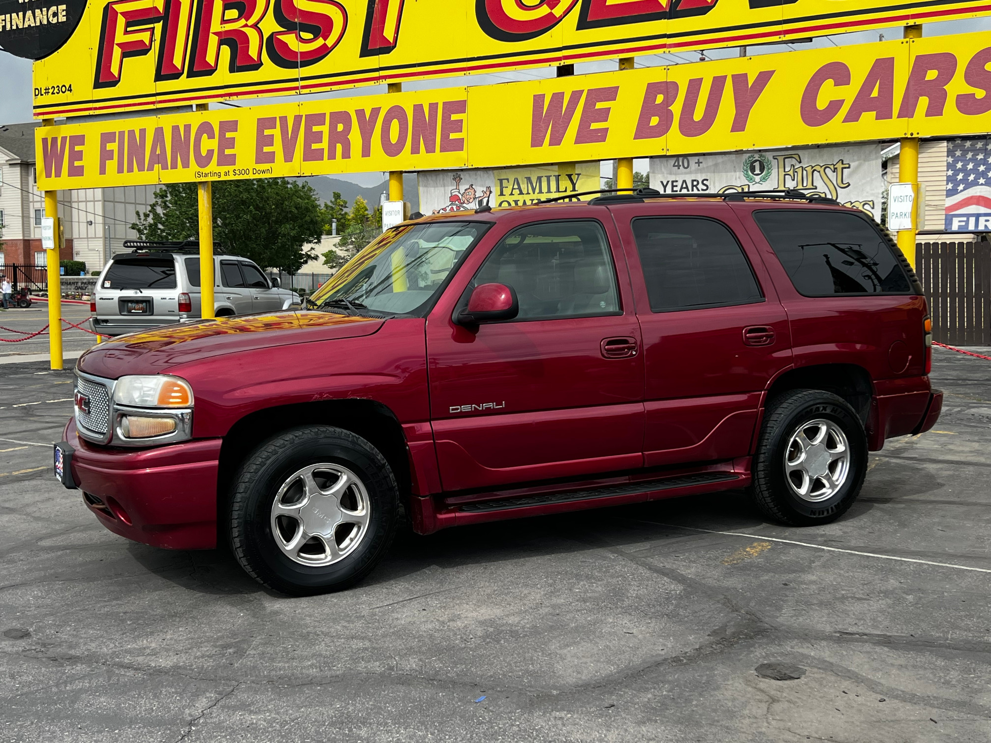 photo of 2005 GMC Yukon Denali #246727