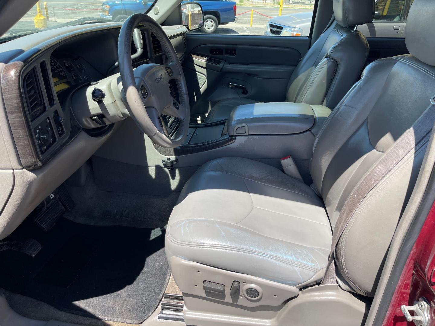 2005 Sport Red Metallic /Gray Leather GMC Yukon Denali Denali (1GKEK63U55J) with an 6.0L V8 engine, Automatic transmission, located at 801 South State Street, Salt Lake City, UT, 84111, (801) 328-0098, 40.751953, -111.888206 - We are here to save you a lot of money! Our service department is OPEN DAILY to help with any of your service needs. Please call for immediate appointment! Clean Title!! Extra clean!! Immaculate condition!! Free Carfax!! Must see!! Warranty available!! Free Carfax!!! Vehicle Features:Dena - Photo#8