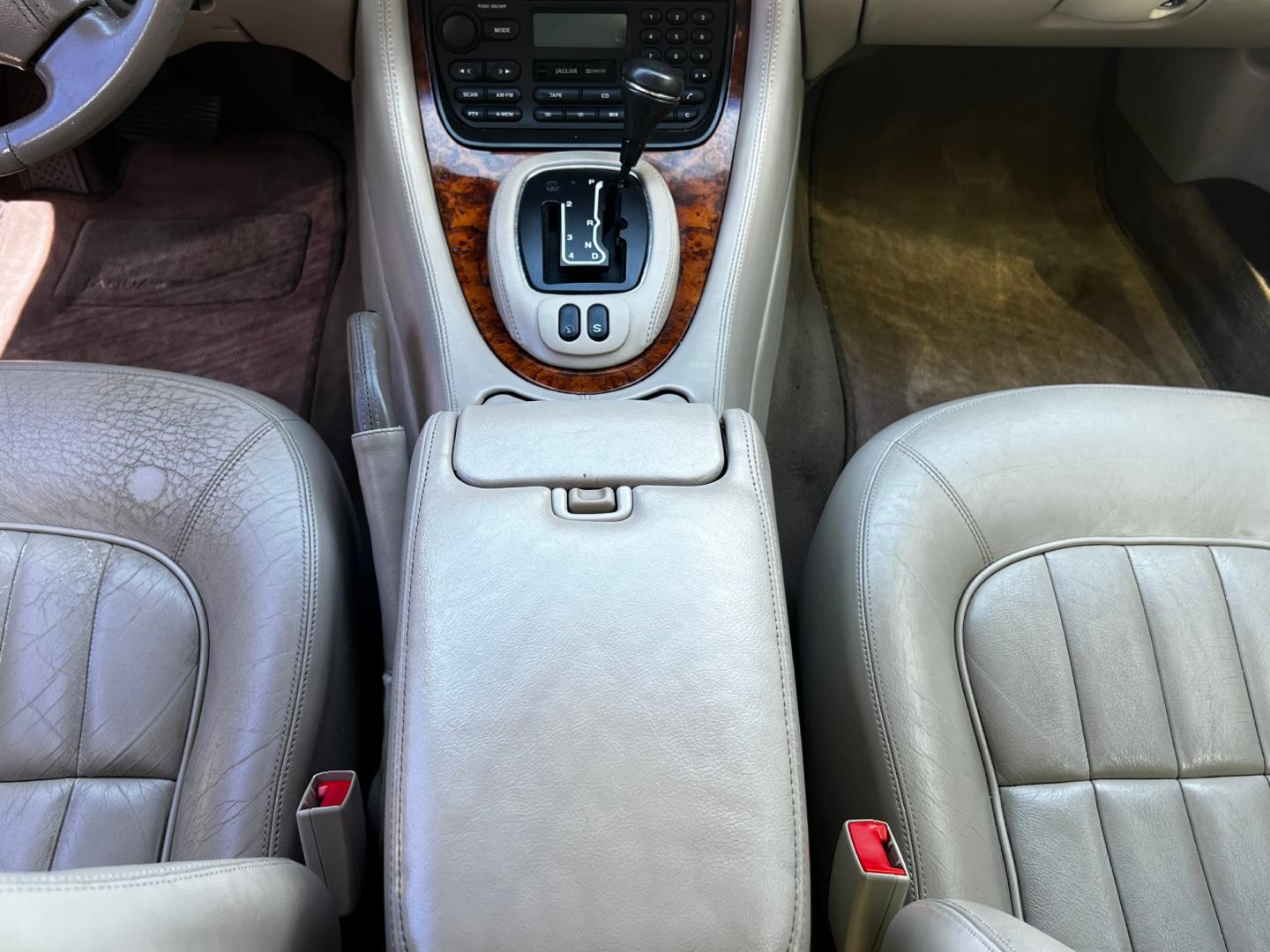 1999 Topaz Metallic /Tan Leather Jaguar XJ Sedan XJ8 L (SAJHX6047XC) with an 4.0L V8 engine, Automatic transmission, located at 801 South State Street, Salt Lake City, UT, 84111, (801) 328-0098, 40.751953, -111.888206 - Life is crazy. Now is the time to buy! All of our prices are just dollars above our cost. These prices will change as soon as life isn't so crazy. So please call or come in. We are here to save you a lot of money! Our service department is OPEN DAILY to help with any of your service needs. Please ca - Photo#20
