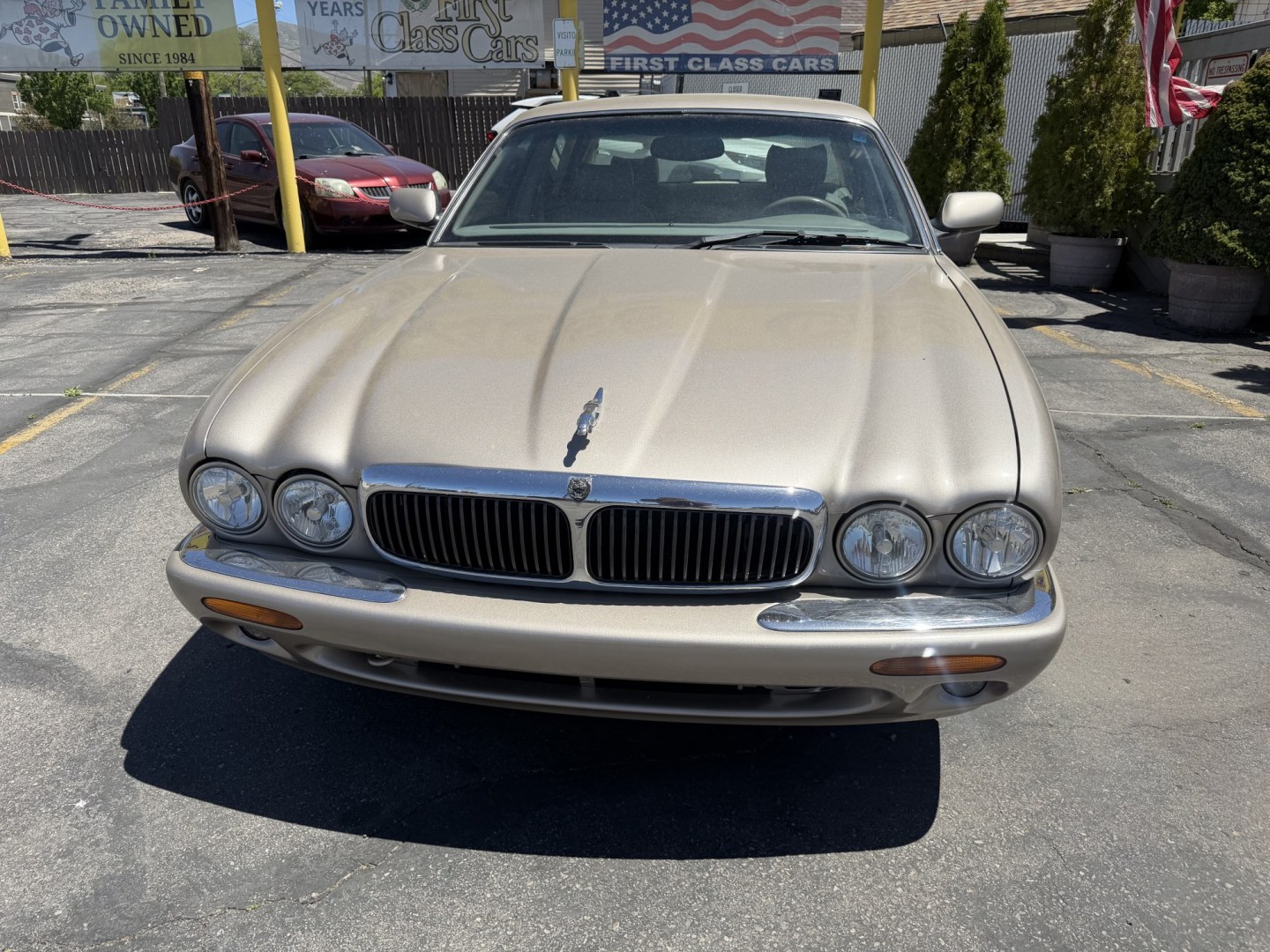 1999 Topaz Metallic /Tan Leather Jaguar XJ Sedan XJ8 L (SAJHX6047XC) with an 4.0L V8 engine, Automatic transmission, located at 801 South State Street, Salt Lake City, UT, 84111, (801) 328-0098, 40.751953, -111.888206 - Life is crazy. Now is the time to buy! All of our prices are just dollars above our cost. These prices will change as soon as life isn't so crazy. So please call or come in. We are here to save you a lot of money! Our service department is OPEN DAILY to help with any of your service needs. Please ca - Photo#1