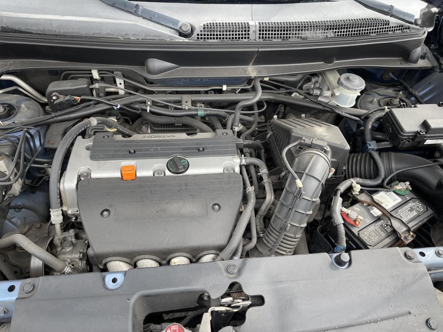 2008 Fiji Blue Pearl /Gray Cloth Honda Element EX 4WD AT (5J6YH28788L) with an 2.4L 4 Cyl. engine, Automatic transmission, located at 801 South State Street, Salt Lake City, UT, 84111, (801) 328-0098, 40.751953, -111.888206 - Clean hard to find AWD Honda Element Clean title! Tires are in good condition, great gas mileage commuter car. Vehicle Features:Awd, automatic, 2.4 liter 4 cylinder, power windows, power locks, fold away seats, plastic flooring, AM/FM/CD, rear moon roof, keyless entry, alloy wheels, cloth seats - Photo#22