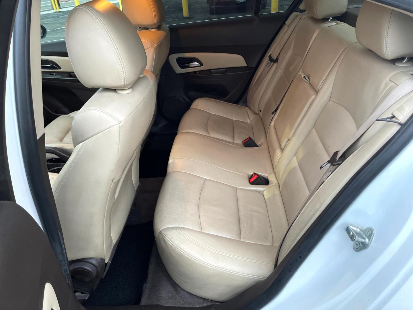 2013 Artic White /TAN Chevrolet Cruze LT (1G1PE5SB6D7) with an 1.4L 4 CYLINDER engine, AUTOMATIC transmission, located at 801 South State Street, Salt Lake City, UT, 84111, (801) 328-0098, 40.751953, -111.888206 - Experience true performance & comfort with this 2013 used Chevrolet Cruze. Outstanding fuel efficiency, seamless connectivity, and sophisticated style - all at an affordable price. Spend less, drive more, and live life to the fullest! Features:ABS Brakes, AM/FM Stereo, Air Conditioning, Alloy Wheel - Photo#9