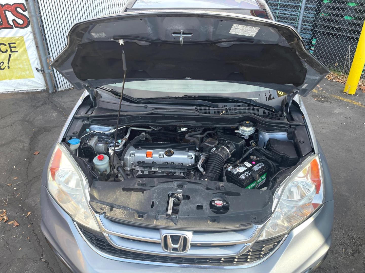 2010 Blue /Gray Honda CR-V EX (5J6RE4H52AL) with an 2.4L I4 engine, AUTOMATIC transmission, located at 801 South State Street, Salt Lake City, UT, 84111, (801) 328-0098, 40.751953, -111.888206 - Experience affordability and reliability with our 2010 Honda CR-V. This gently used gem delivers excellent fuel-efficiency, a spacious interior, and top-notch performance. Drive away with confidence and style. Your perfect ride awaits! Features: 4WD/AWD, ABS Brakes, AM/FM Stereo, Air Conditioning, - Photo#2