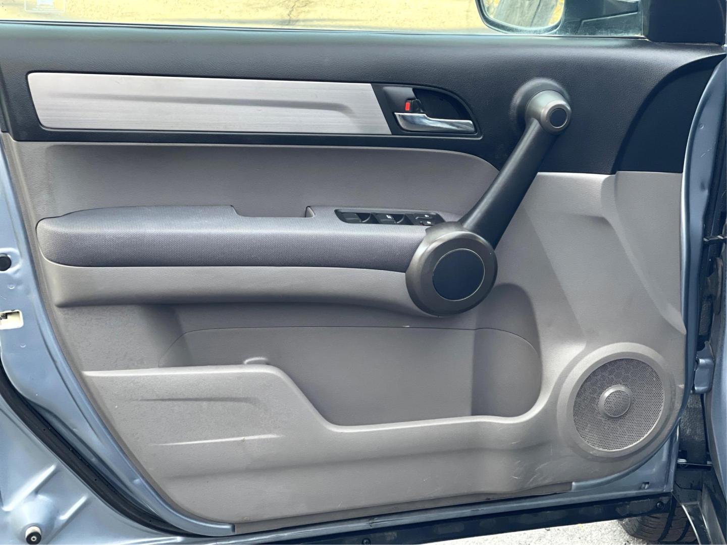 2010 Blue /Gray Honda CR-V EX (5J6RE4H52AL) with an 2.4L I4 engine, AUTOMATIC transmission, located at 801 South State Street, Salt Lake City, UT, 84111, (801) 328-0098, 40.751953, -111.888206 - Experience affordability and reliability with our 2010 Honda CR-V. This gently used gem delivers excellent fuel-efficiency, a spacious interior, and top-notch performance. Drive away with confidence and style. Your perfect ride awaits! Features: 4WD/AWD, ABS Brakes, AM/FM Stereo, Air Conditioning, - Photo#11