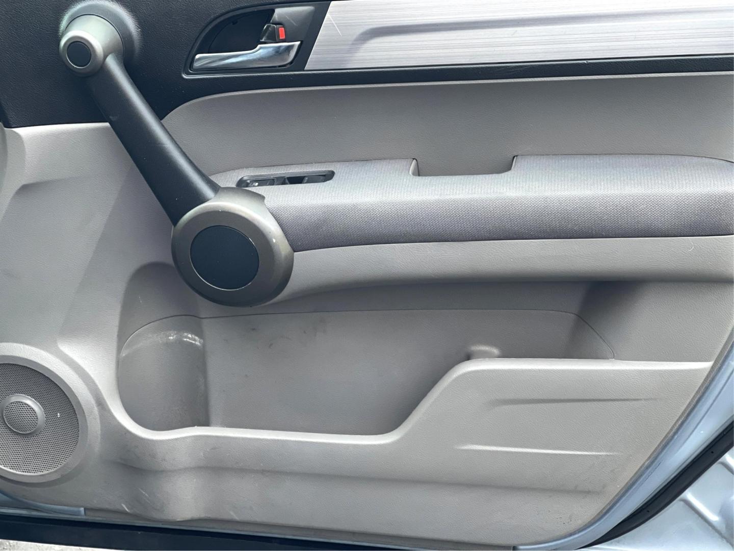 2010 Blue /Gray Honda CR-V EX (5J6RE4H52AL) with an 2.4L I4 engine, AUTOMATIC transmission, located at 801 South State Street, Salt Lake City, UT, 84111, (801) 328-0098, 40.751953, -111.888206 - Experience affordability and reliability with our 2010 Honda CR-V. This gently used gem delivers excellent fuel-efficiency, a spacious interior, and top-notch performance. Drive away with confidence and style. Your perfect ride awaits! Features: 4WD/AWD, ABS Brakes, AM/FM Stereo, Air Conditioning, - Photo#12