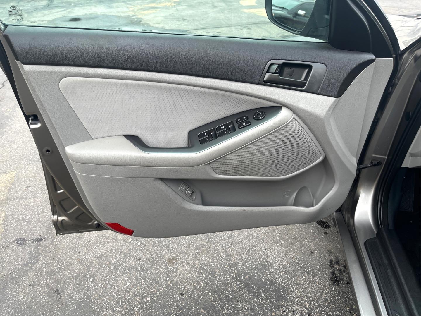 2013 Sterling Gray Metallic /Gray Kia Optima LX (5XXGM4A70DG) with an 2.4 Liter 4 Cylinder engine, AUTOMATIC transmission, located at 801 South State Street, Salt Lake City, UT, 84111, (801) 328-0098, 40.751953, -111.888206 - Discover the thrill of driving with our 2013 Kia Optima! It offers excellent performance, sleek design, and smart tech features. Experience the comfort of its well-appointed cabin. Perfect for those seeking high quality on a budget! Trust us, value never goes out of style! Features: Alloy Wheels, - Photo#19